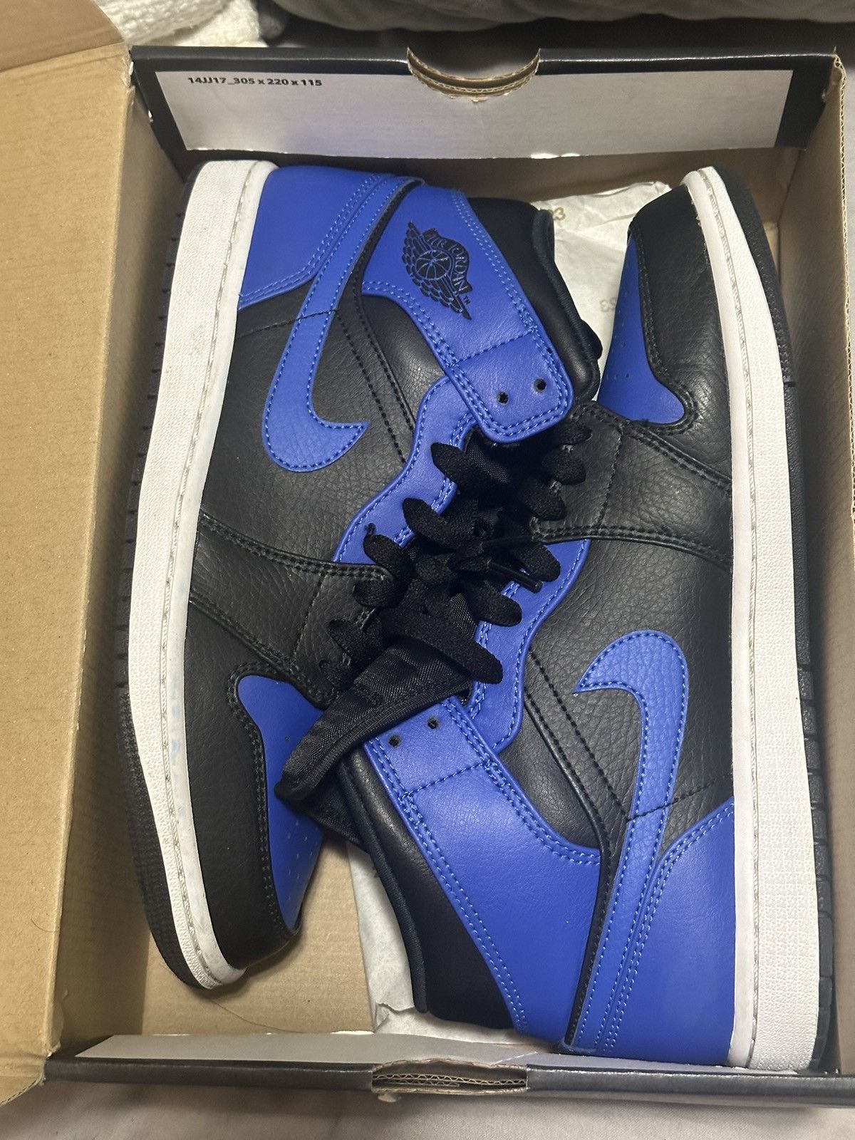 Jordan Brand Men’s size 8.5 Jordan 1 Size US 8.5 / EU 41-42 - 1 Thumbnail