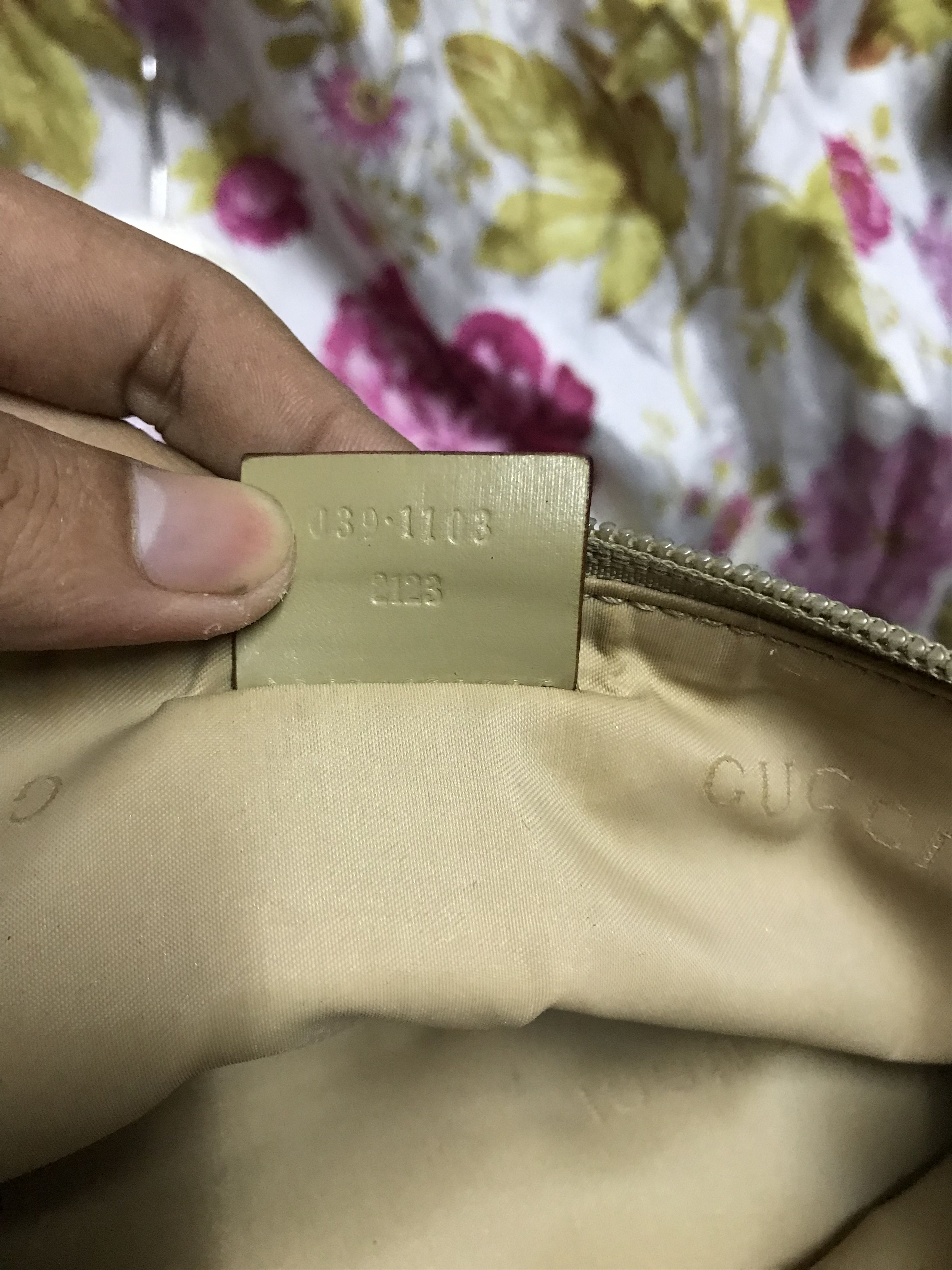 Gucci × Vintage Authentic Gucci Ponchete Distress Size ONE SIZE - 5 Thumbnail