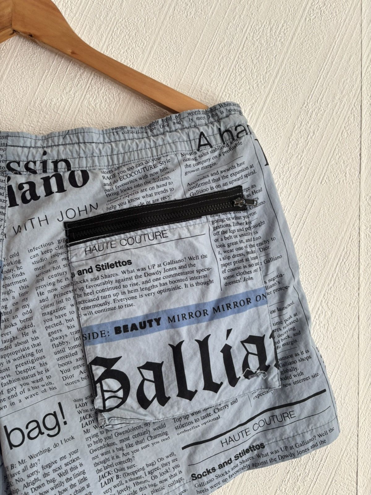 John Galliano John Galliano Newspaper Nylon Shorts Size US 34 / EU 50 - 6 Thumbnail