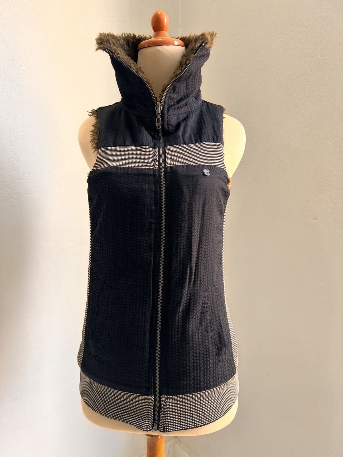 Diesel Reversible Diesel Stretchtable Women Jacket Vest Size XS / US 0-2 / IT 36-38 - 4 Thumbnail
