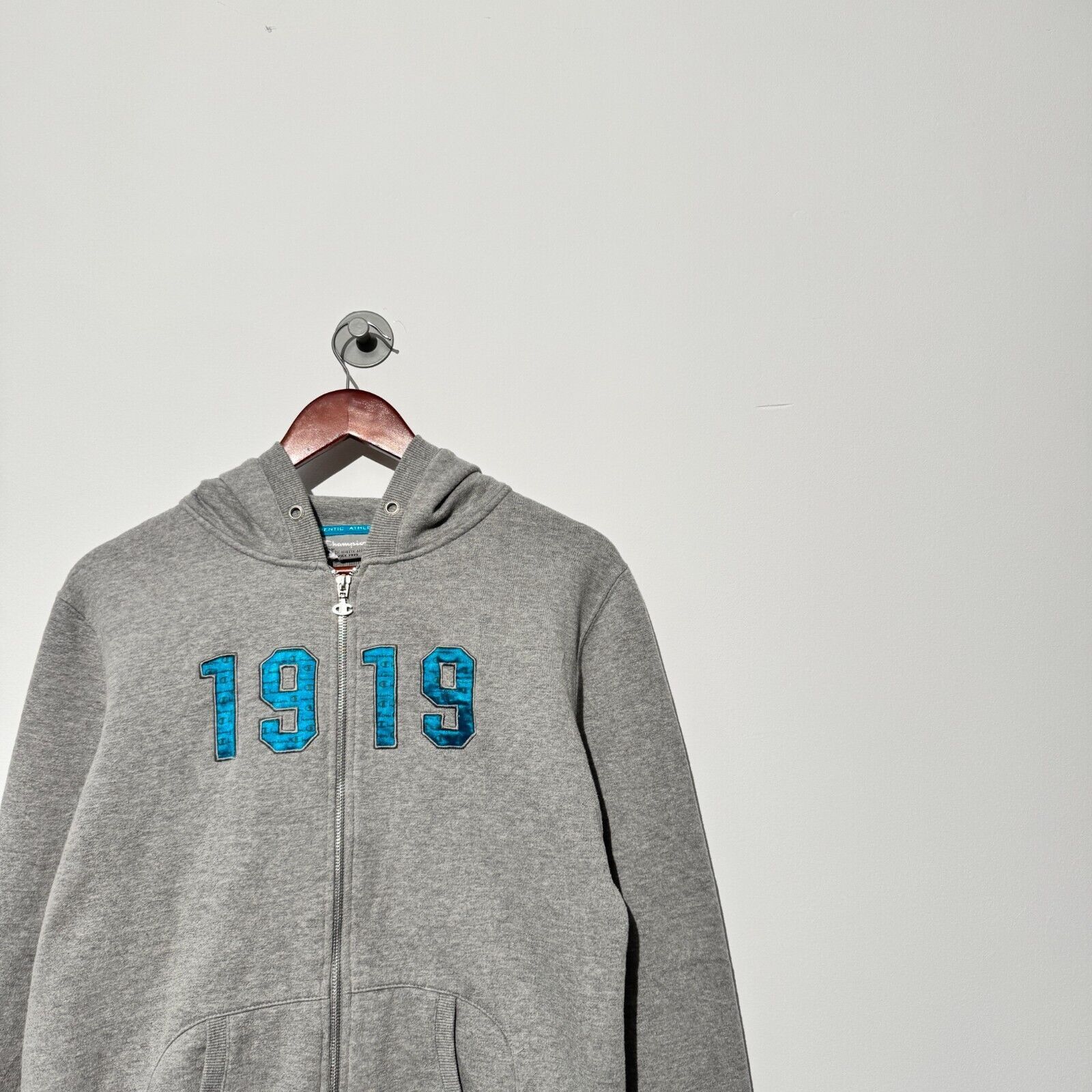 Champion Vintage Champion Unisex Gray Cotton Hoodie Size S Reverse Size US S / EU 44-46 / 1 - 2 Thumbnail