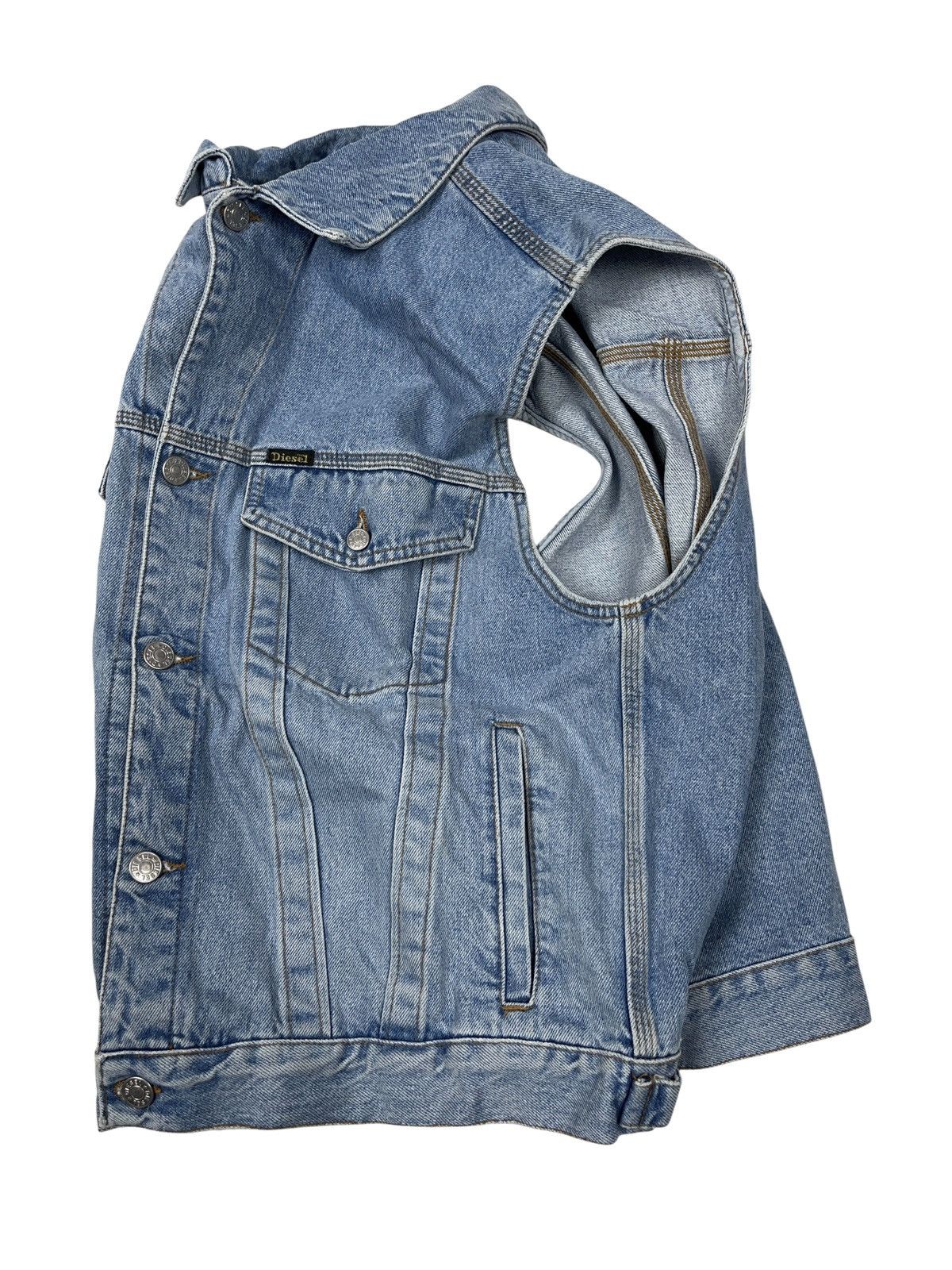 Diesel × Vintage Vintage Diesel Denim Vest Made in Italy y2k Size US M / EU 48-50 / 2 - 2 Thumbnail