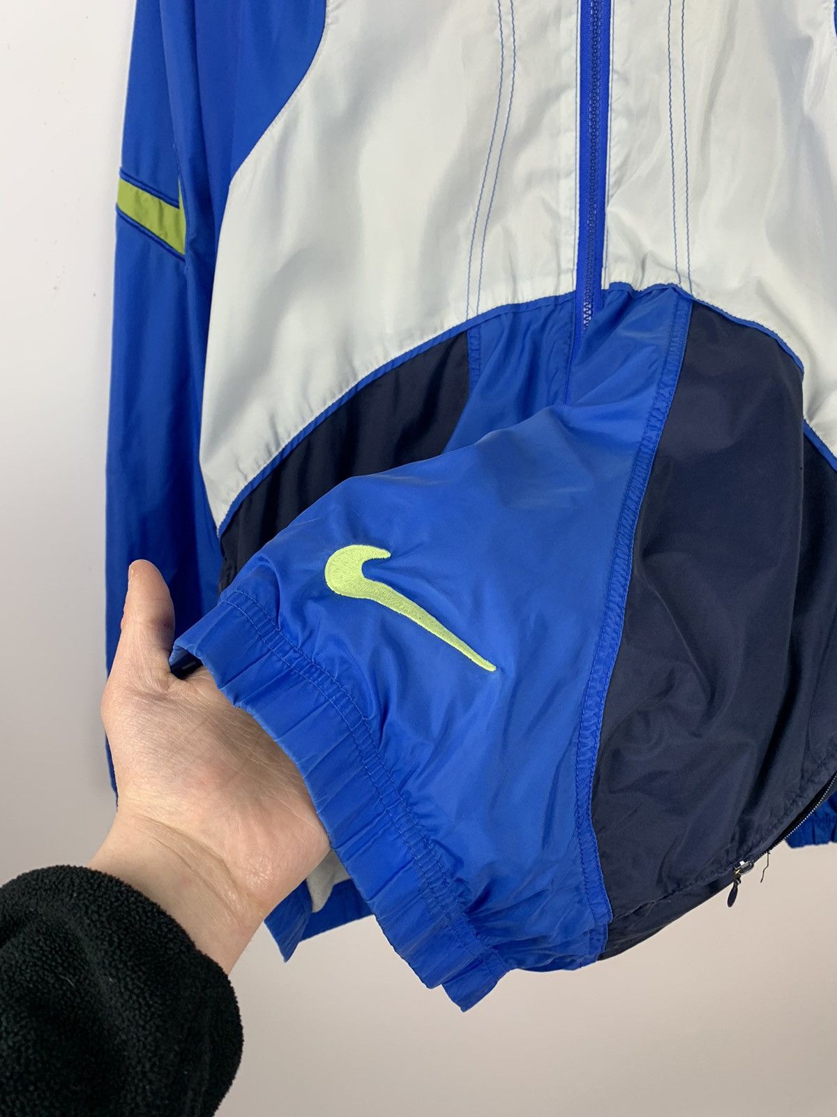 Vintage Nike Vintage Retro Nylon Jacket Big Logo Swoosh Zip 90’s Size US XL / EU 56 / 4 - 4 Thumbnail