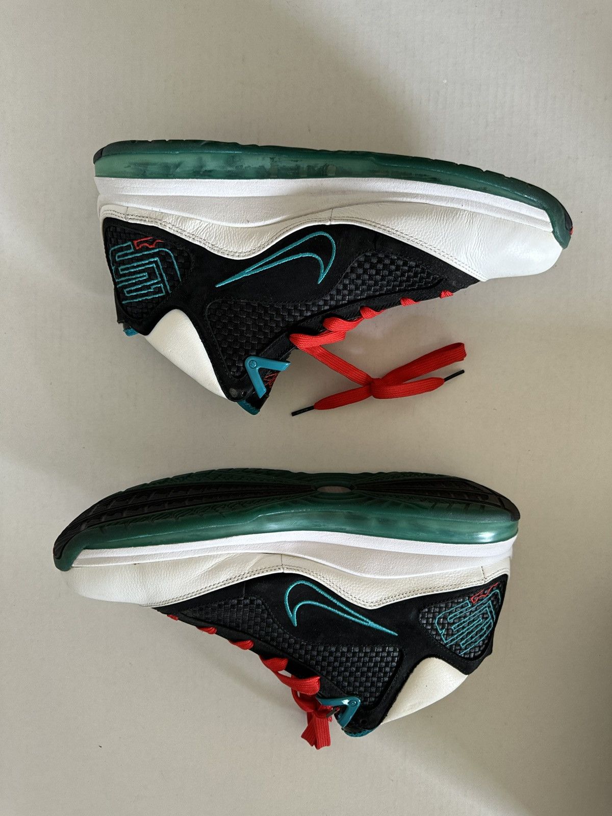 Nike Lebron 7 Red Carpet 2009 Size US 13 / EU 46 - 3 Thumbnail