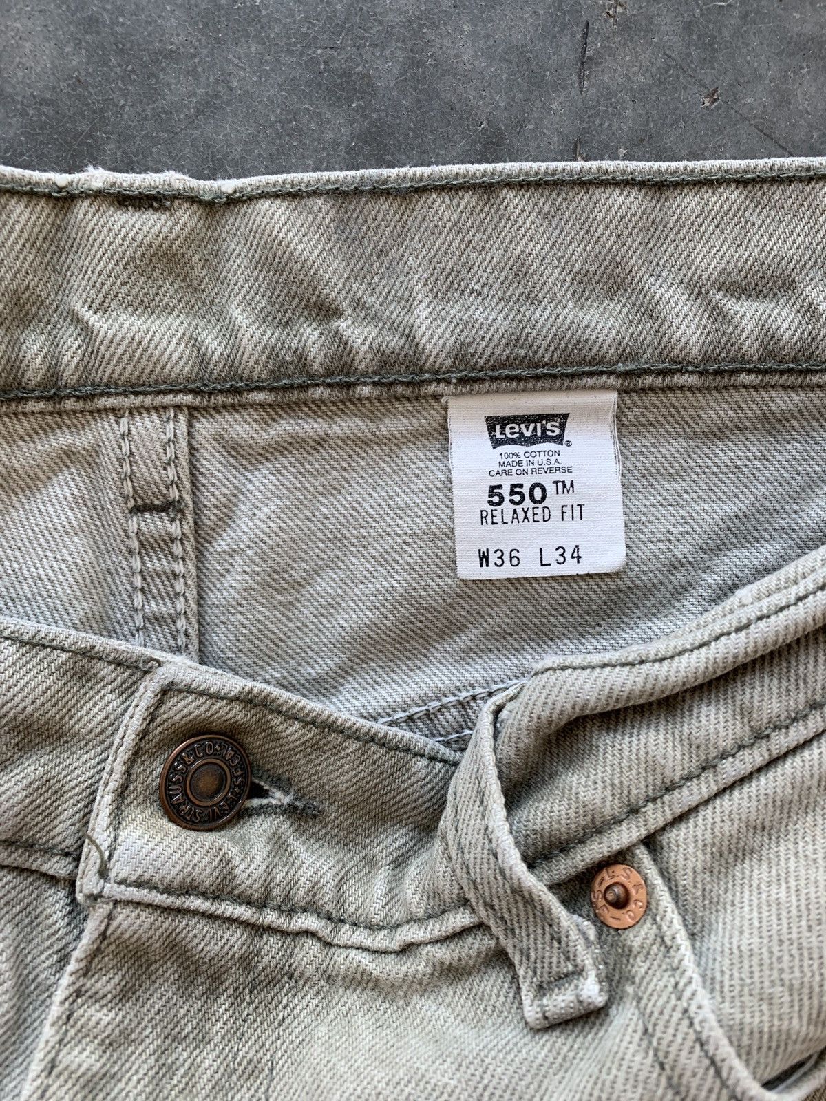 Levi's × Vintage Crazy Vintage 90s Levi’s Jean Shorts Essential Skater Size US 35 - 4 Thumbnail