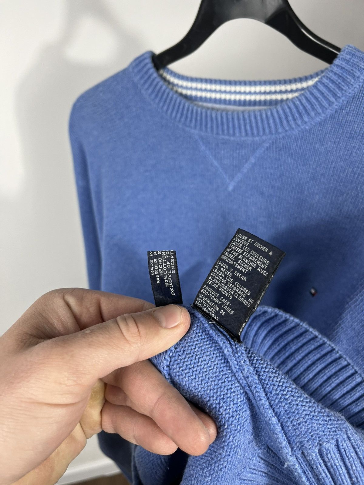 Tommy Hilfiger Vintage Tommy Hilfiger Heavy Knit Sweater Blue Size L Thick Size US L / EU 52-54 / 3 - 8 Thumbnail