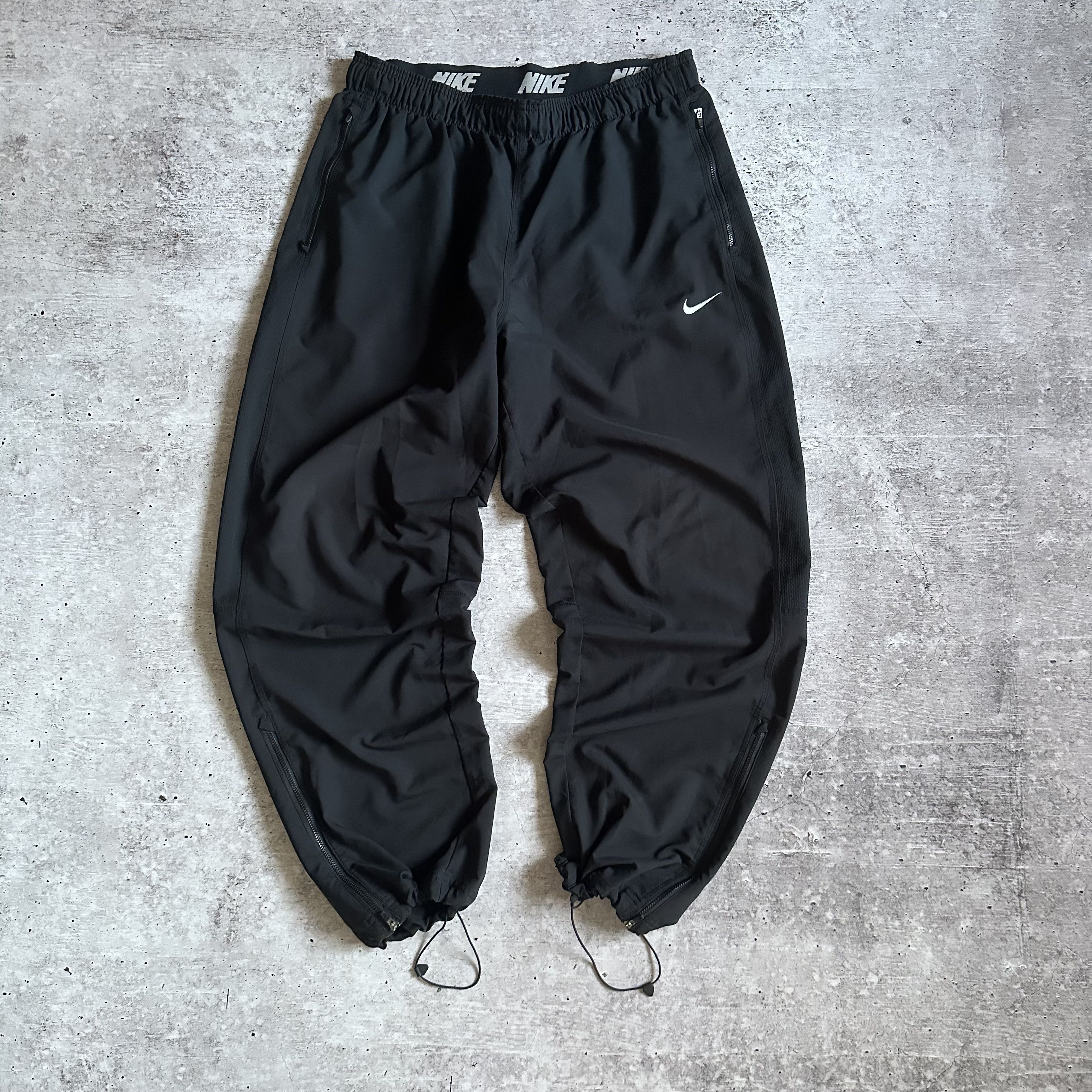 Nike × Vintage Nike Nylon Baggy Swoosh Logo Overisize y2k Pants Size US 36 / EU 52 - 1 Thumbnail