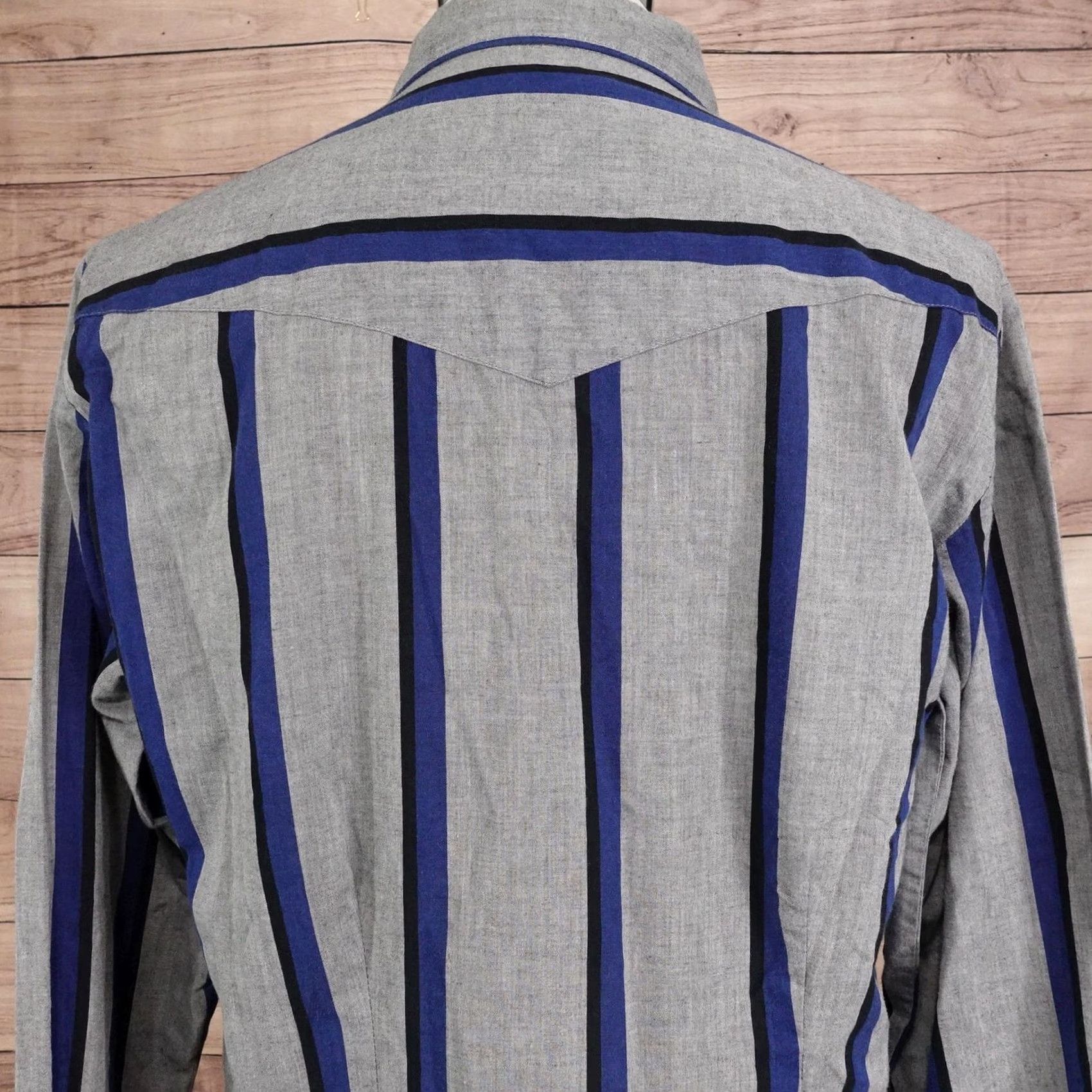 Wrangler Wrangler Shirt Mens L Gray Striped Long Sleeve Button-Up Western Pearl Snap Size US L / EU 52-54 / 3 - 5 Thumbnail