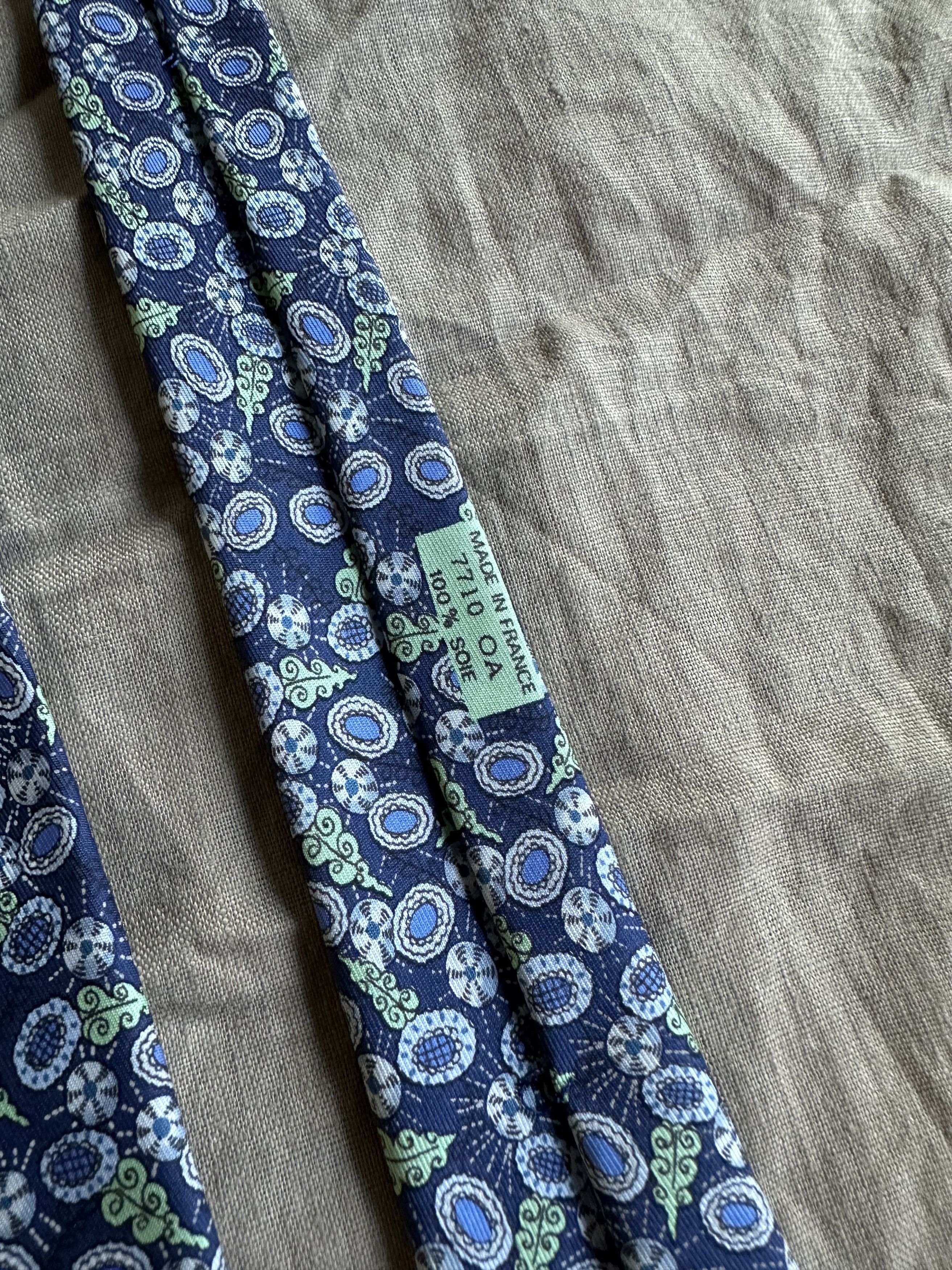 Hermes Hermes Vintage Floral Pattern Silk Tie 7650AP Size ONE SIZE - 2 Thumbnail