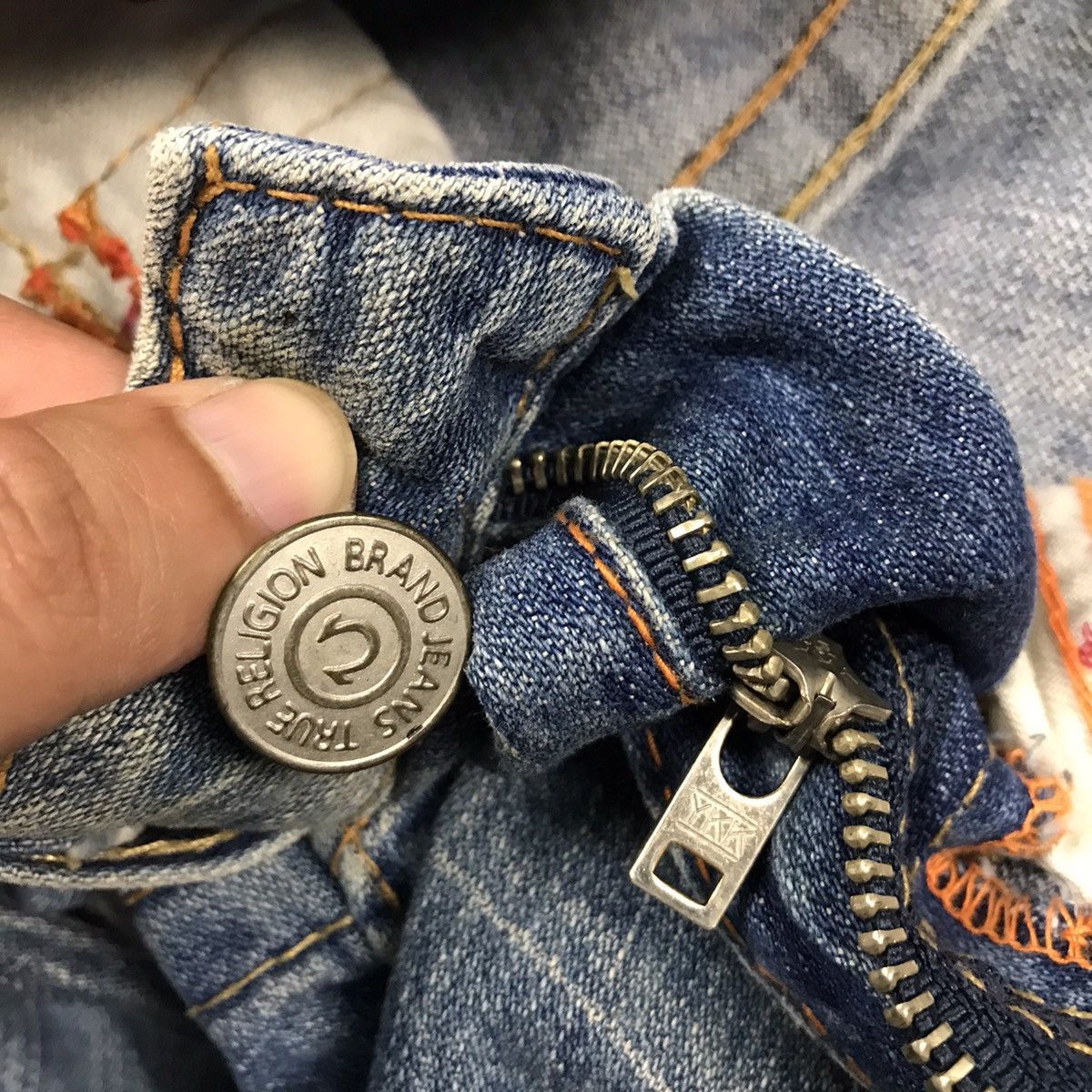 Japanese Brand FLARE TRUE RELIGION BOOT CUT DENIM DISTRESSED DENIM PANTS Size 26" / US 2 / IT 38 - 19 Thumbnail