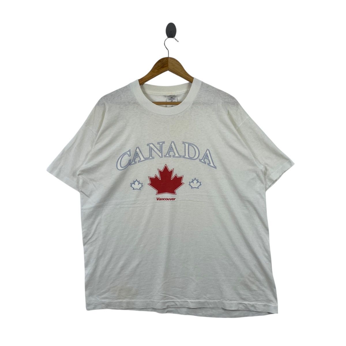 Vintage Vintage 90s Canada Vancouver Paperthin Tee Shirt Size US XL / EU 56 / 4 - 1 Thumbnail