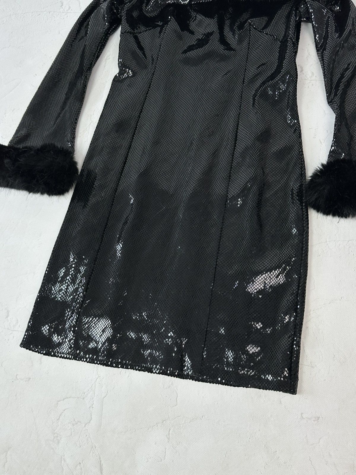 If Six Was Nine Vintage Black Shiny Midi Dress with Fur Size M / US 6-8 / IT 42-44 - 2 Thumbnail