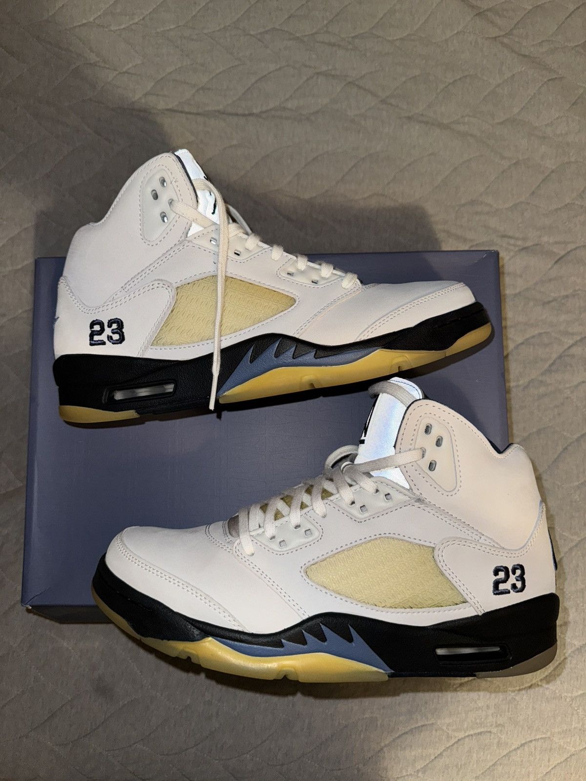 A Ma Maniere × Jordan Brand × Nike Nike Air Jordan 5 x A Ma Maniére “Dawn” Size US 9.5 / EU 42-43 - 1 Thumbnail