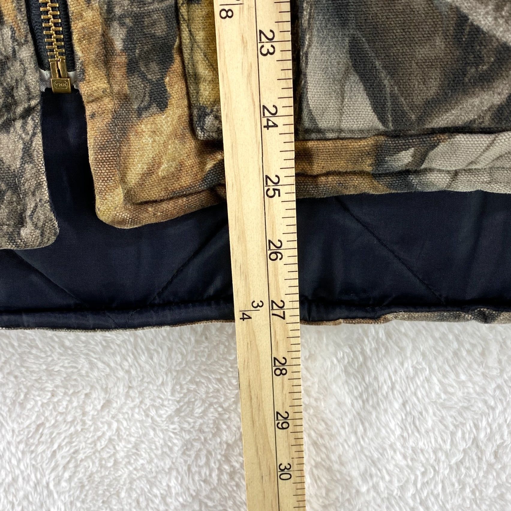 Carhartt VINTAGE Carhartt Vest Mens Large Camouflage Print Camo Real Tree Quilt Lined VTG - Made in the USA - Union Made Size US L / EU 52-54 / 3 - 6 Thumbnail