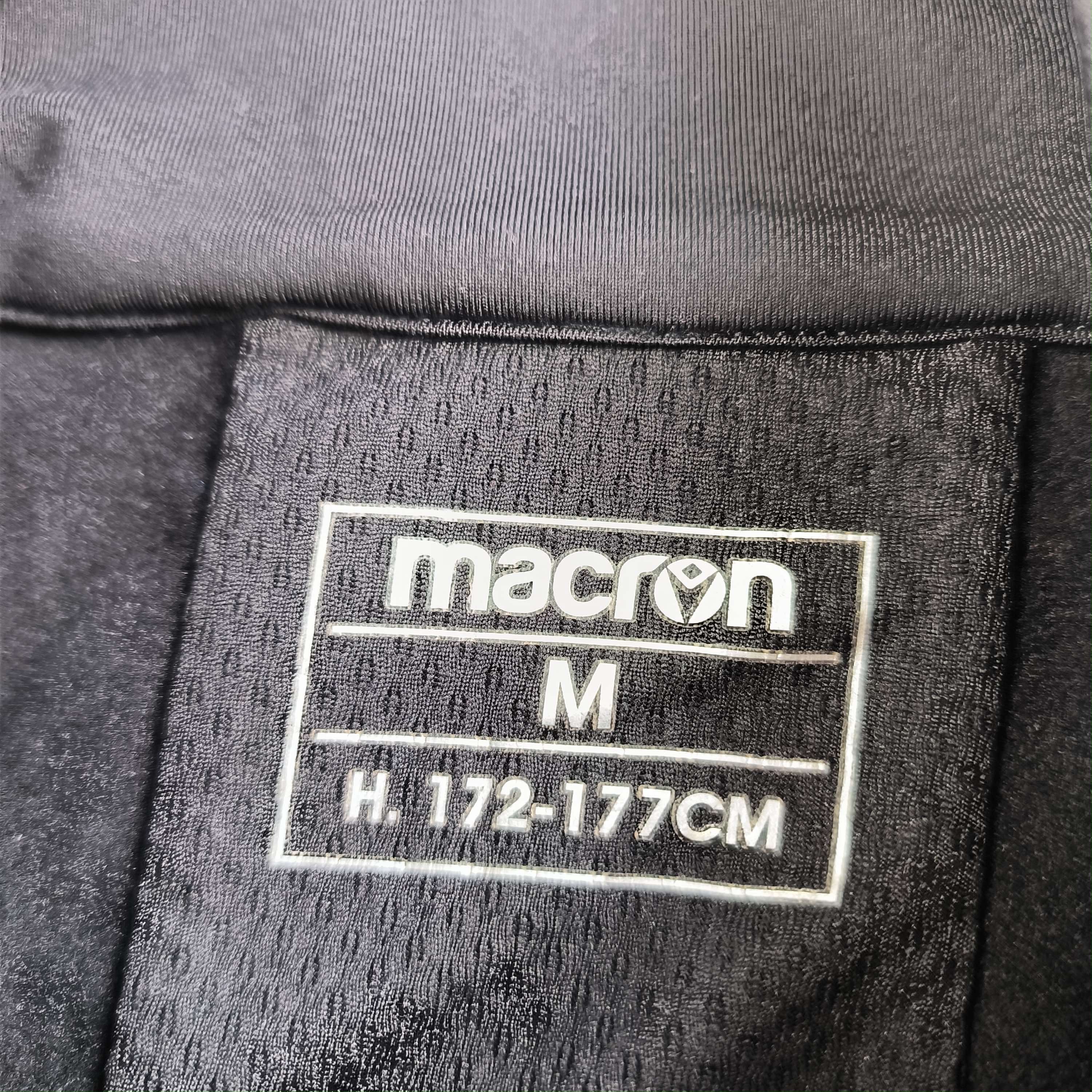 Macron Hannover Macron football training top size M Size US M / EU 48-50 / 2 - 4 Thumbnail