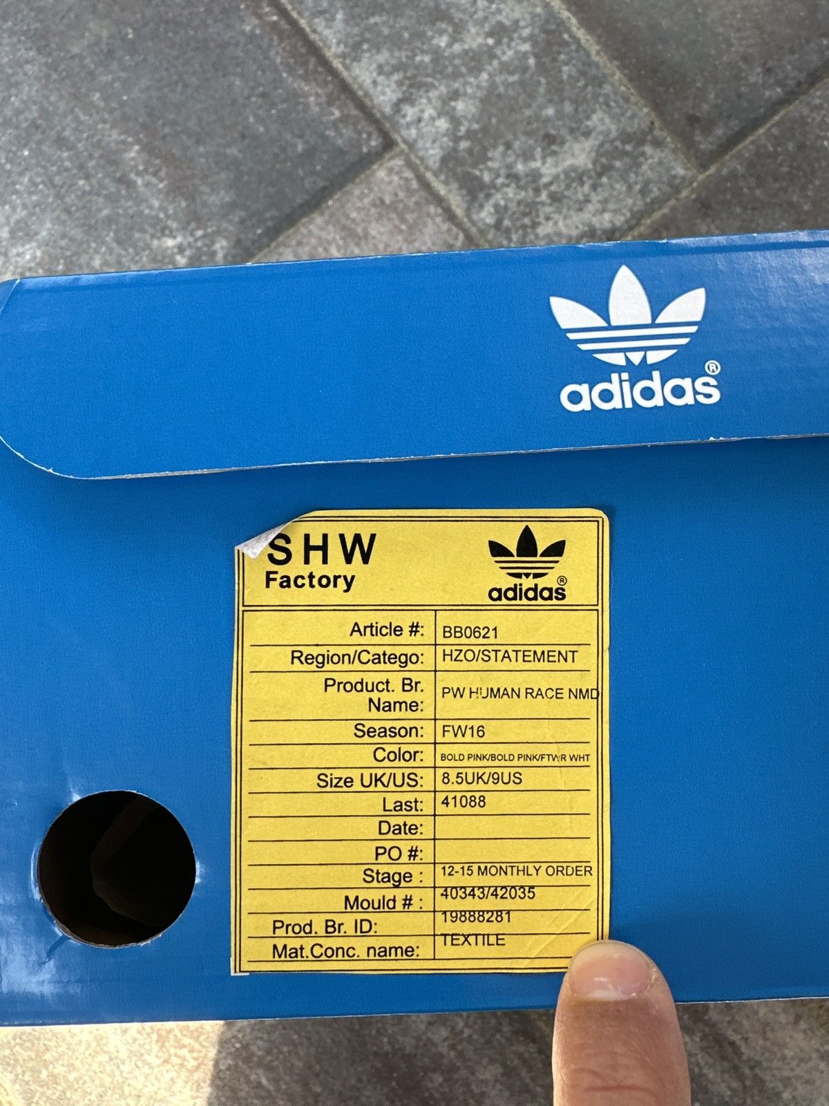 Humanrace Adidas nmd human race friends&family Size US 9 / EU 42 - 5 Thumbnail