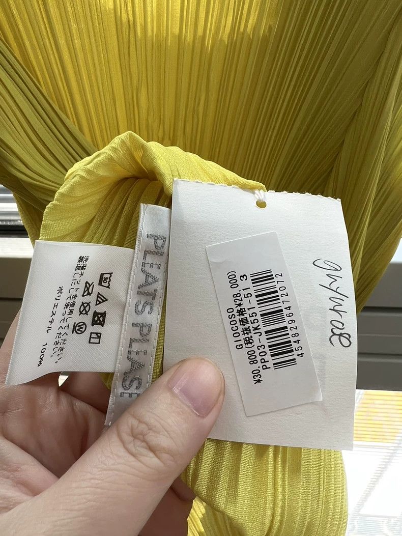 Issey Miyake Issey Miyake size:3 Yellow pleated kelp top Size S / US 4 / IT 40 - 4 Thumbnail