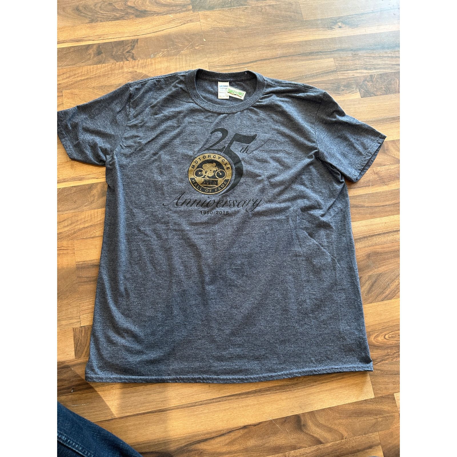 Gildan 25th Anniversary of the Motorcycle Hall of Fame Size XL Size US XL / EU 56 / 4 - 1 Thumbnail