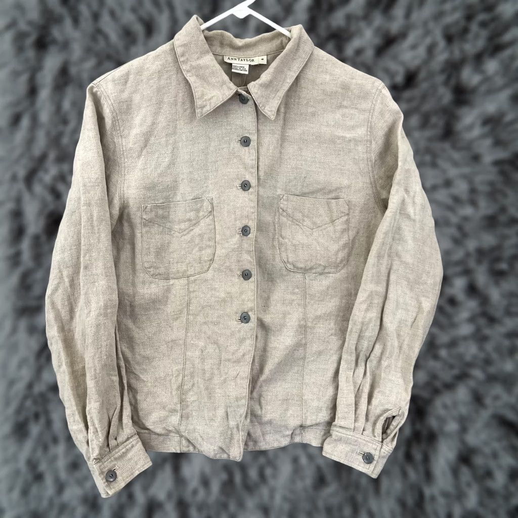 Ann Taylor Ann Taylor Shirt Womens 8 Beige Button Up 100% Linen Pocket Long Sleeve Collar Size M / US 6-8 / IT 42-44 - 1 Thumbnail