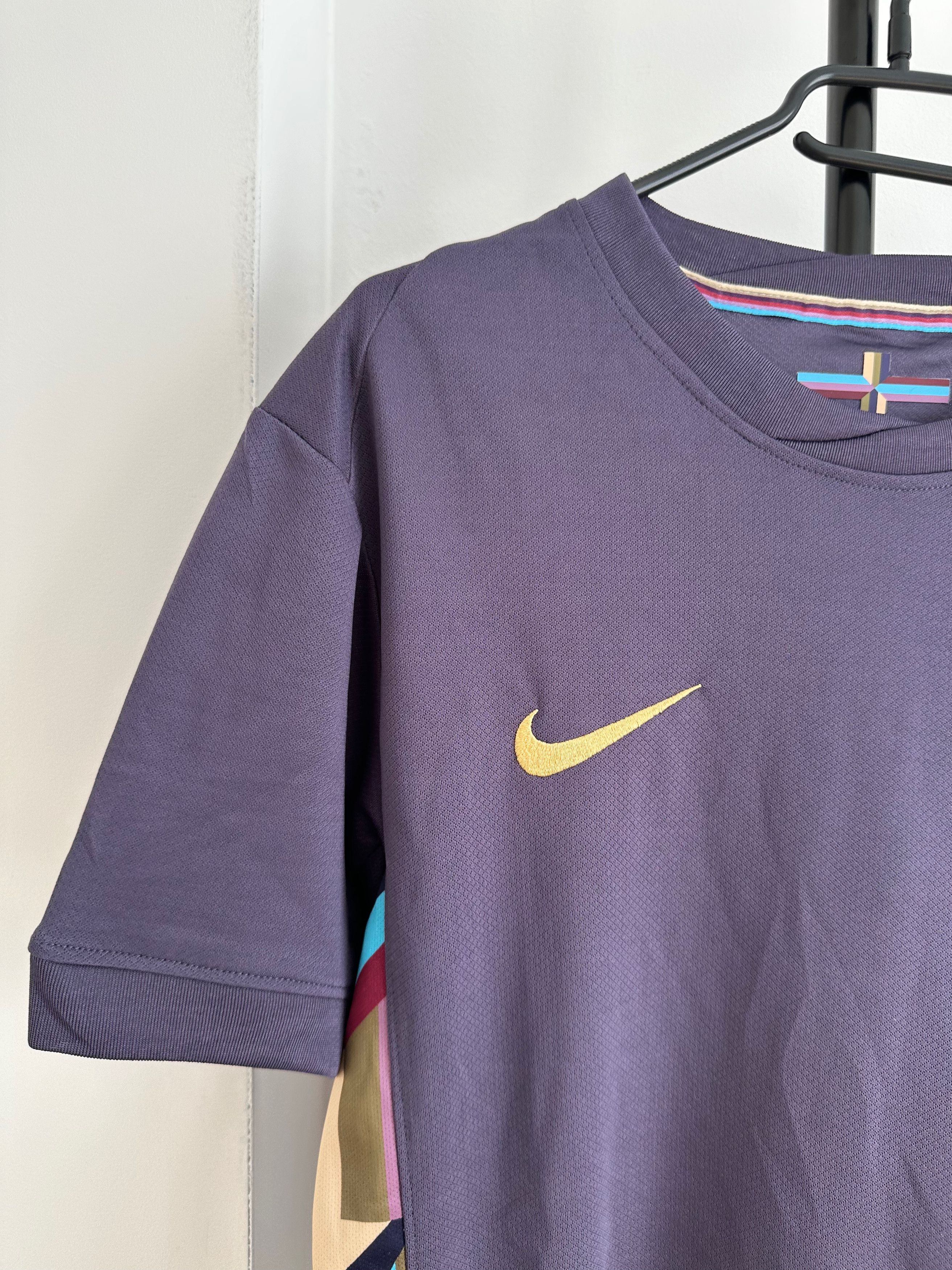Other REPLICA 2024 England Soccer Jersey Shirt National Team Size US S / EU 44-46 / 1 - 4 Thumbnail