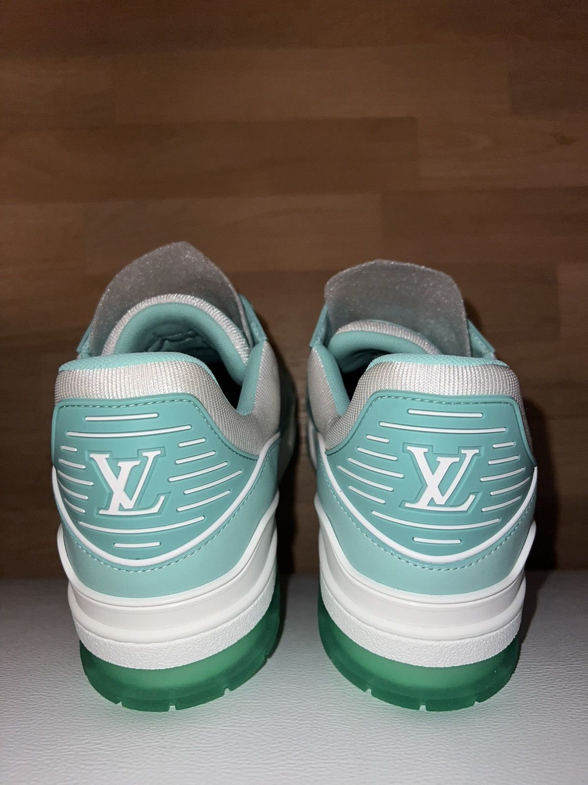 Louis Vuitton LV TRAINER SNEAKER Size US 11 / EU 44 - 4 Thumbnail