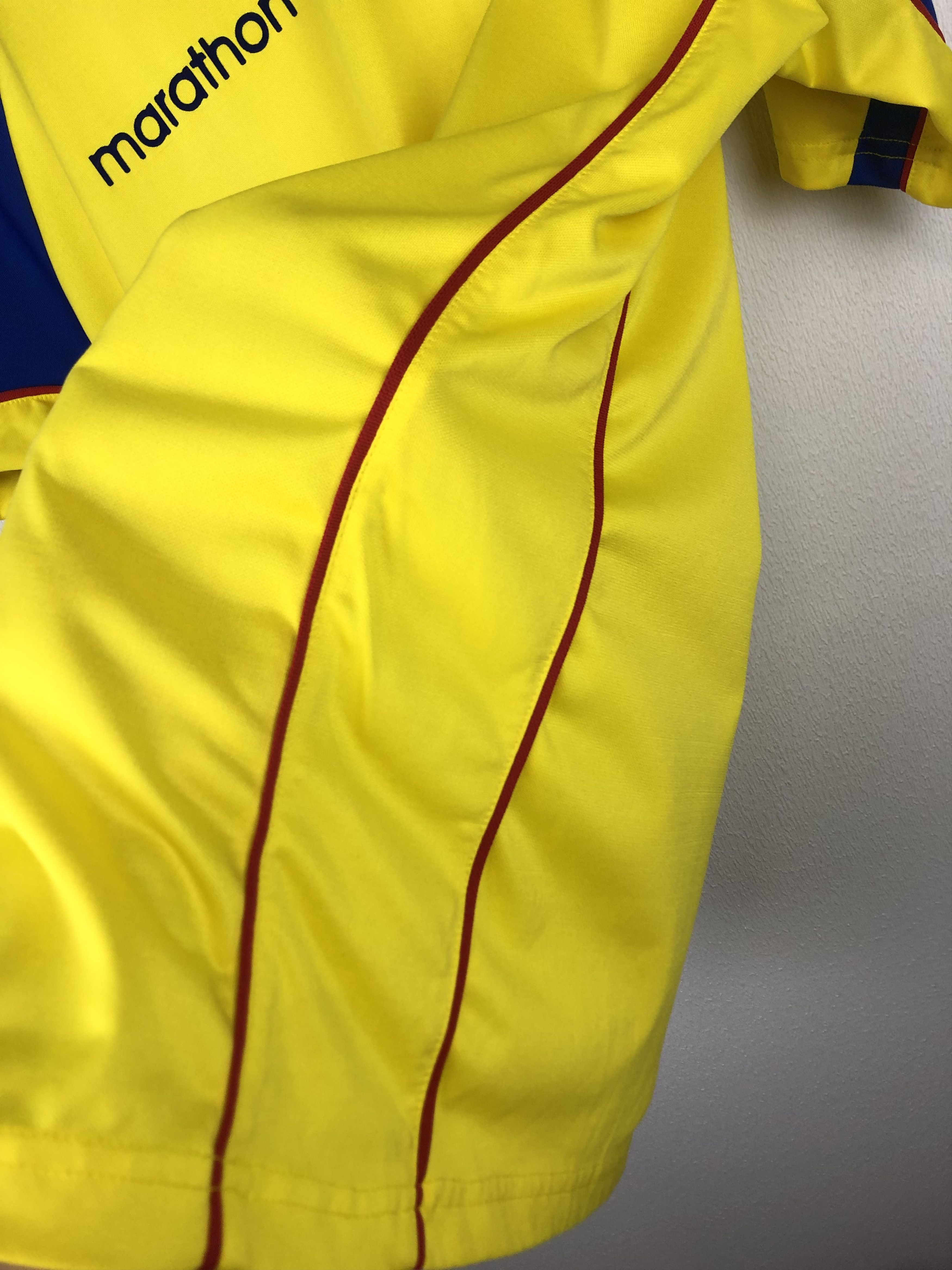 Vintage Ecuador football shirt Soccer Jersey Mens Trikot National Size US L / EU 52-54 / 3 - 6 Thumbnail