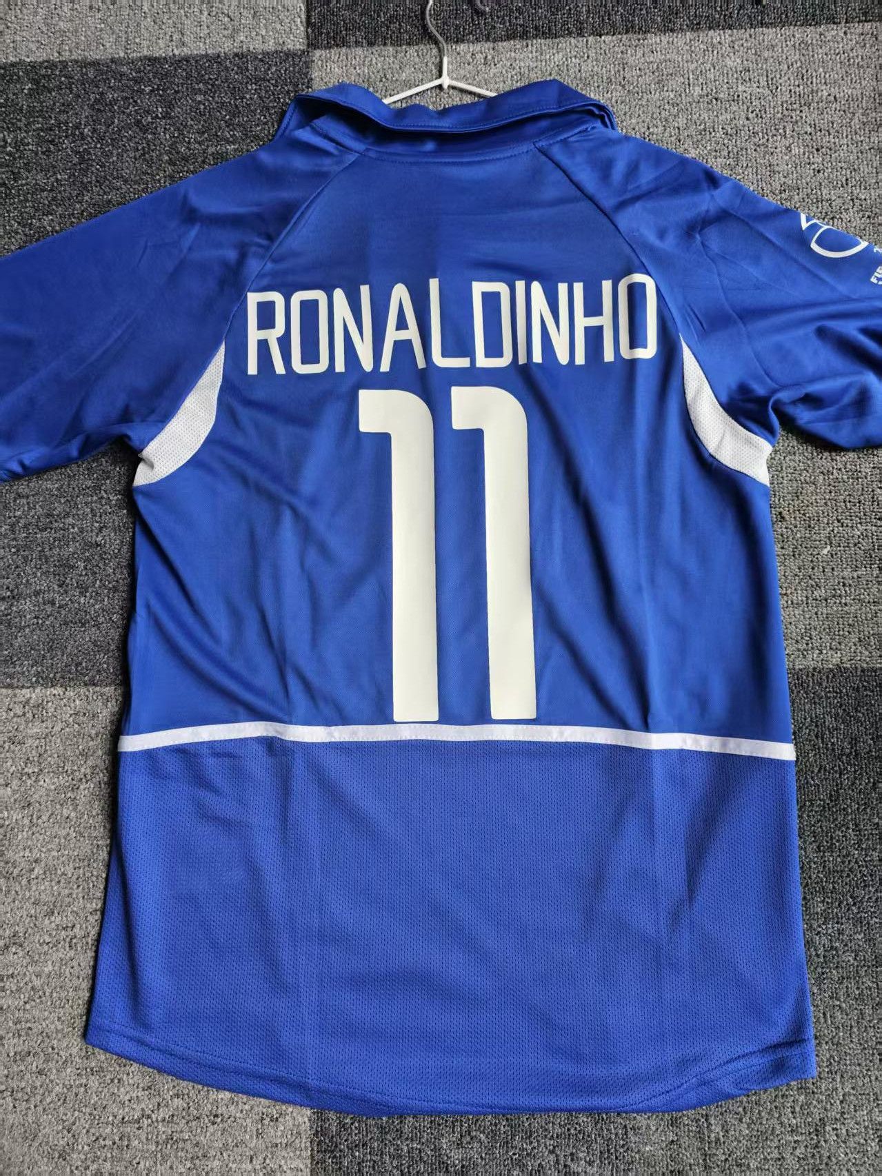 Other Brazil 2002 #11 Ronaldinho Jersey Blue Size US XXL / EU 58 / 5 - 2 Thumbnail