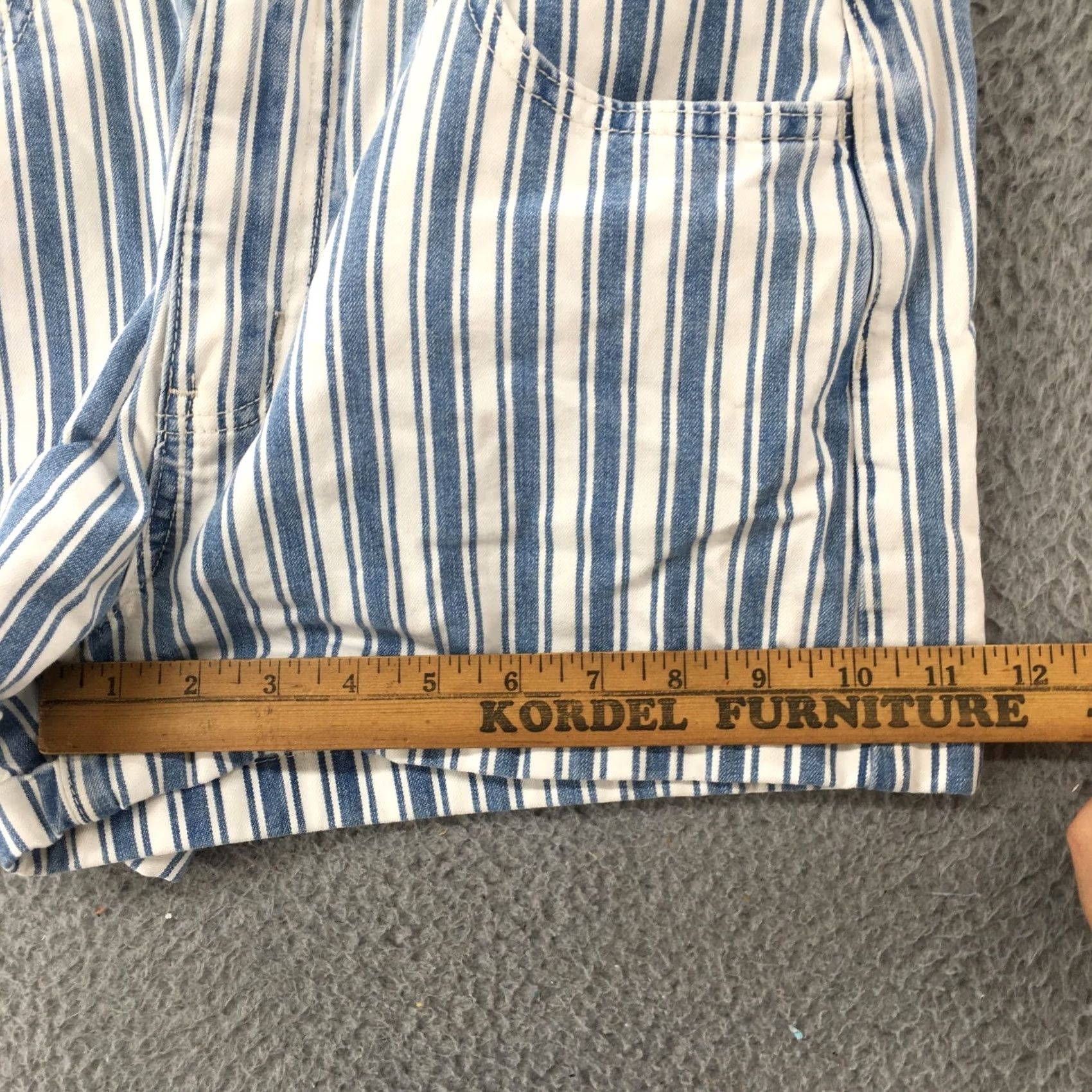 American Eagle Outfitters American Eagle Outfitters Cuffed Mom Shorts Womens 8 Denim Striped Zip Blue Adult Regular Womens Size 30" / US 8 / IT 44 - 5 Thumbnail