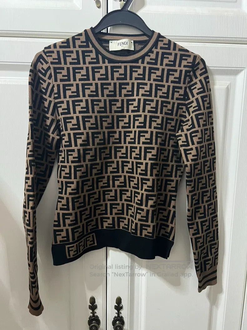Fendi Fendi Knit top Size XS / US 0-2 / IT 36-38 - 1 Thumbnail