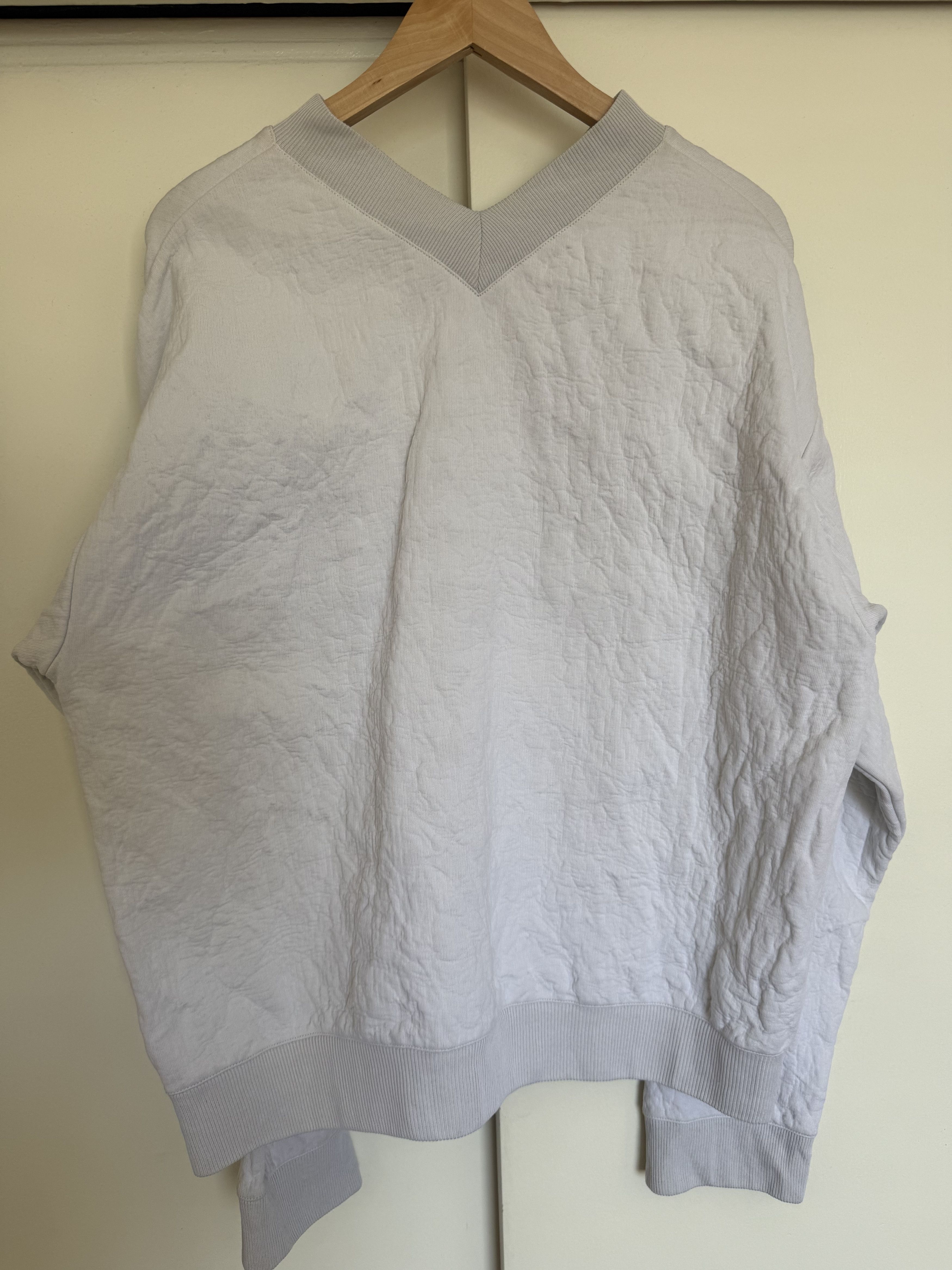 Bottega Veneta Metallic V-Neck Sweater Size US S / EU 44-46 / 1 - 6 Thumbnail