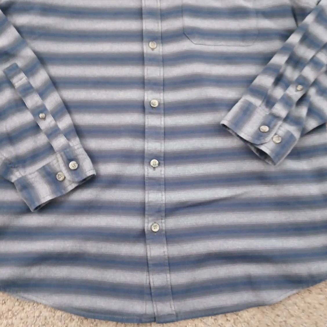 Eddie Bauer Eddie Bauer Shirt Mens L Relaxed Fit Blue Striped Long Sleeve Button-Down Collar Shirt L Blue Mens Size US L / EU 52-54 / 3 - 3 Thumbnail