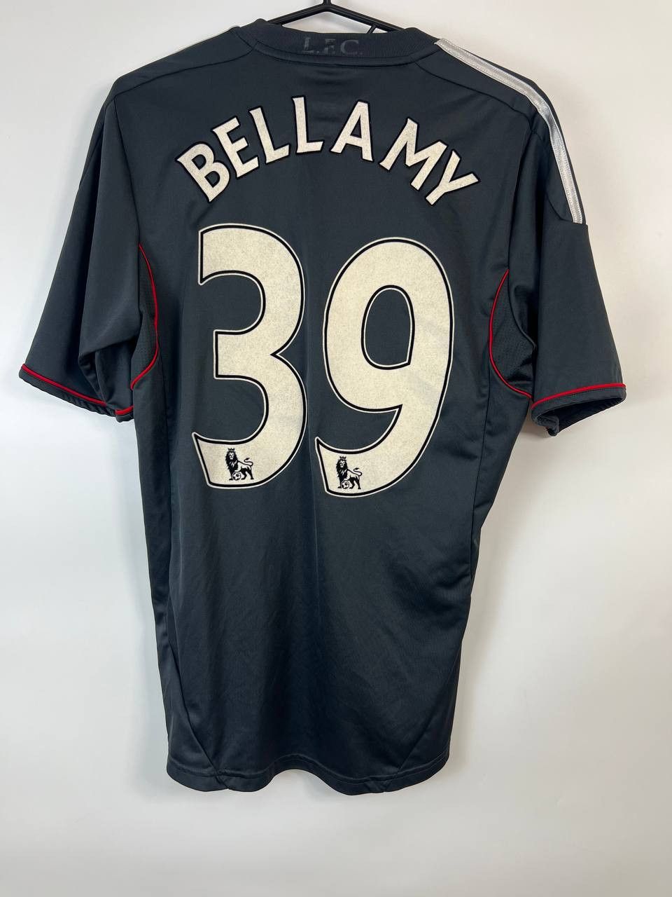 Adidas LIVERPOOL 2011 2012 AWAY SHIRT BELLAMY 39 ADIDAS V13870 Sz S Size US S / EU 44-46 / 1 - 7 Thumbnail