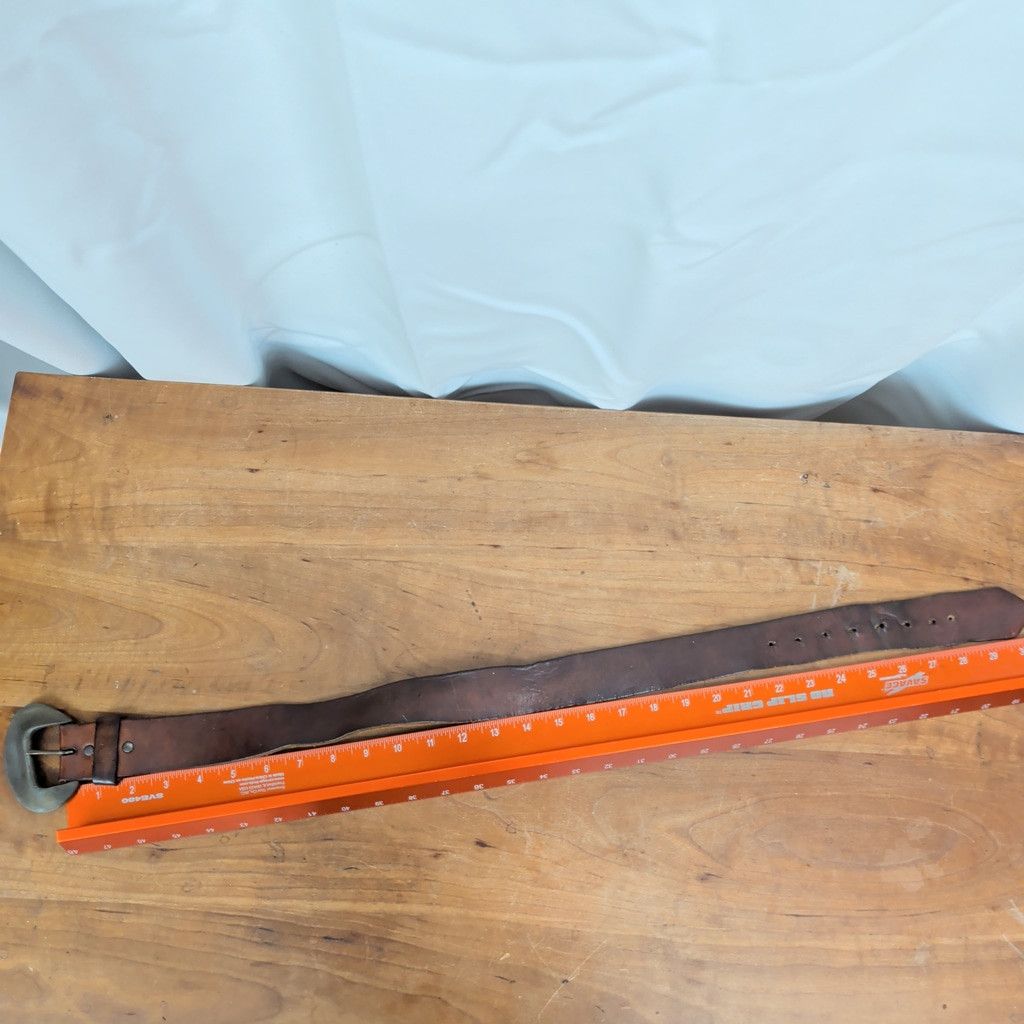 Vintage Vintage Leather Belt with Crescent Cast Buckle 26" Size ONE SIZE - 6 Thumbnail