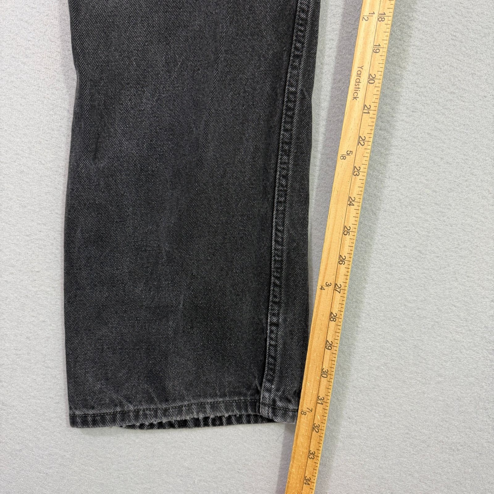 Levi's Vintage Levis 505 Jeans Men's 38x32 Black Denim Straight Fit Size US 38 / EU 54 - 9 Thumbnail