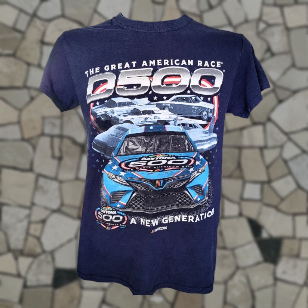 NASCAR VINTAGE NASCAR Daytona 500 Champions T-Shirt Small Navy Blue 100% Cotton Graphic Print NASCAR Apparel 1959 2021 Mens Size US S / EU 44-46 / 1 - 1 Thumbnail