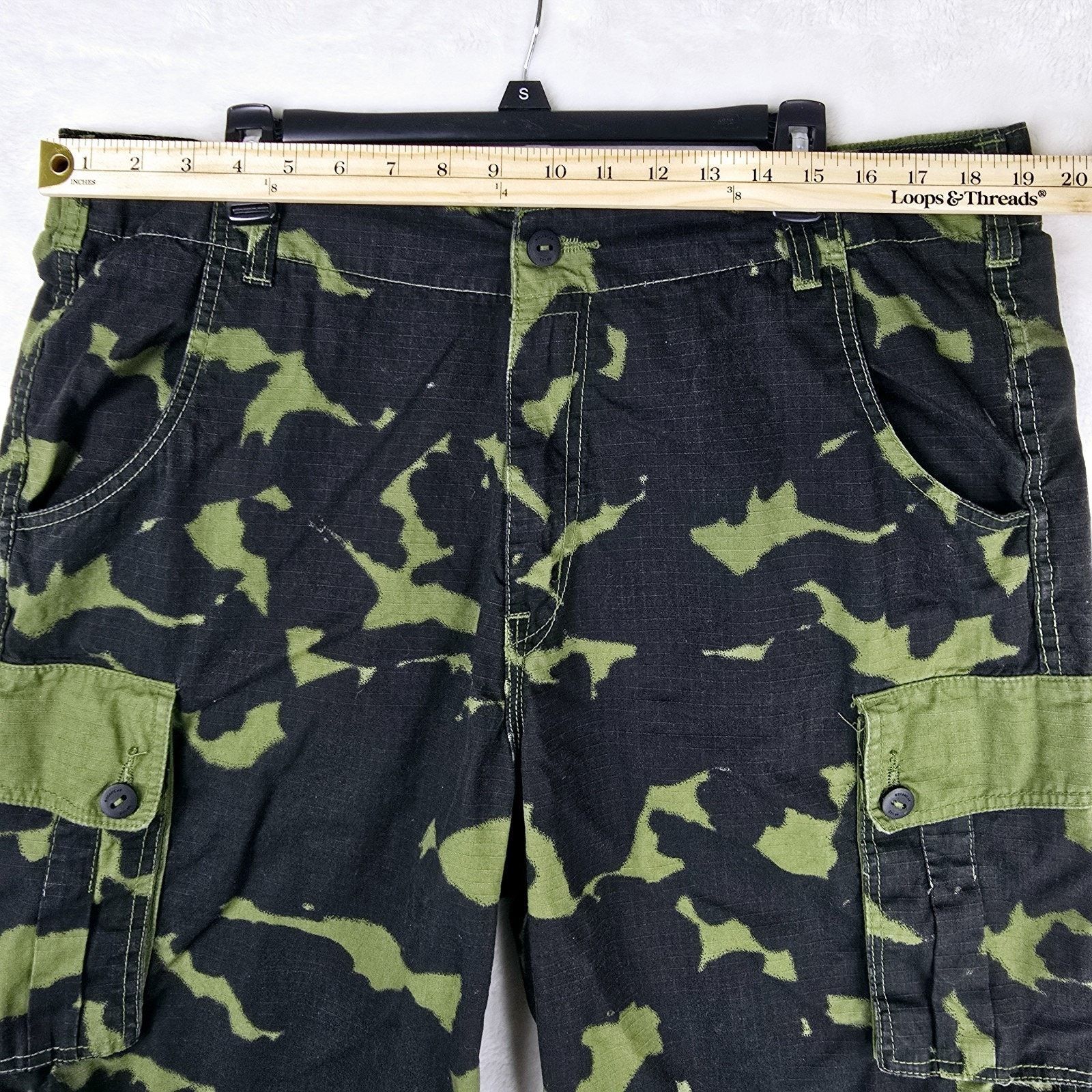 Rocawear Rocawear Denim Shorts Size 38 Baggy Cargo Skater Hip Hop Size US 38 / EU 54 - 7 Thumbnail