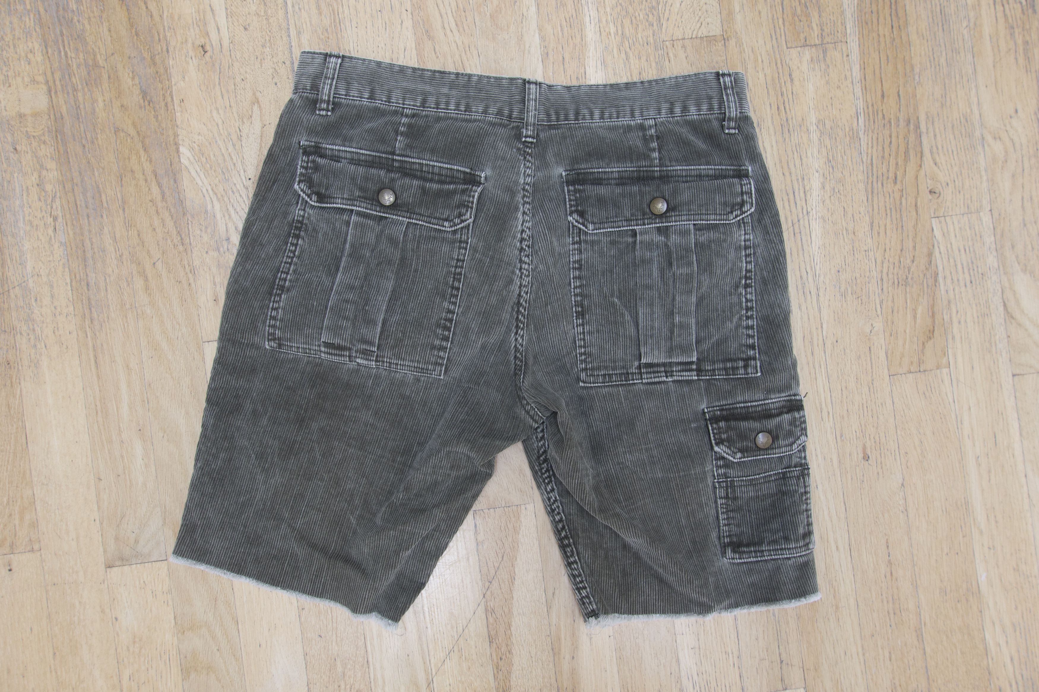 South2 West8 SOUTH2WEST8 Corduroy Cargo Shorts Size US 32 / EU 48 - 2 Thumbnail