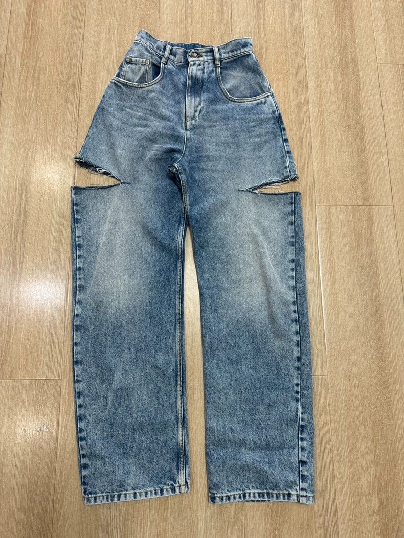 Maison Margiela Maison Margiela Cut jeans with a knife 2502-Nextarrow Size US 36 / EU 52 - 1 Thumbnail