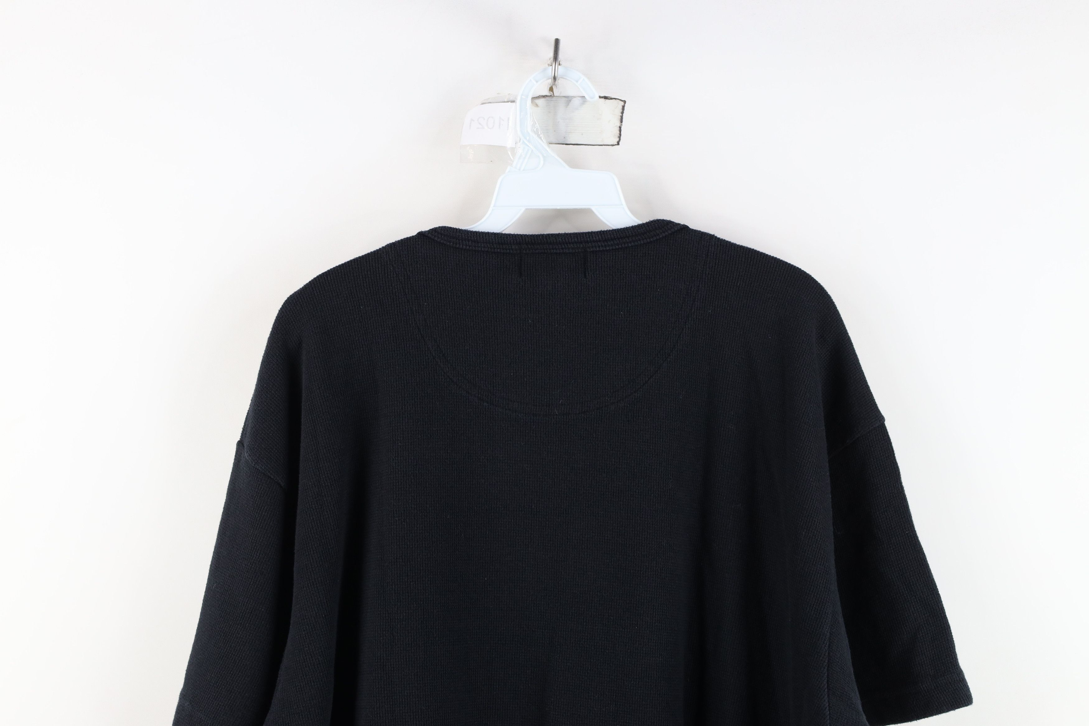 Vintage Vintage 90s Louise Canada Thermal Waffle Knit T-Shirt Black Size US XL / EU 56 / 4 - 13 Thumbnail