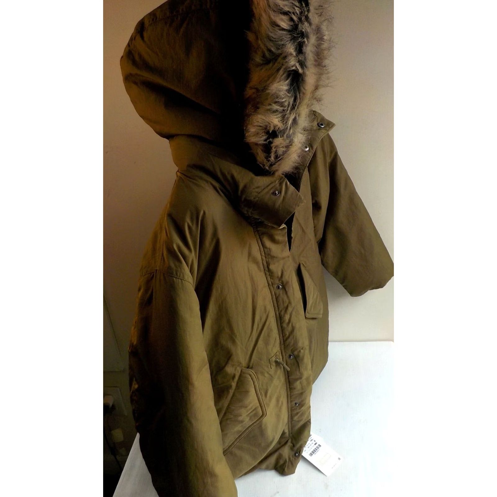 Zara VINTAGE? (No) Zara Sorona Puffer Coat/Jacket Hooded w/Faux Fur Trim-Green-SZ 13/14 NWT Women Coat Winter Puffer 13/14 Green Womens Size XL / US 12-14 / IT 48-50 - 4 Thumbnail