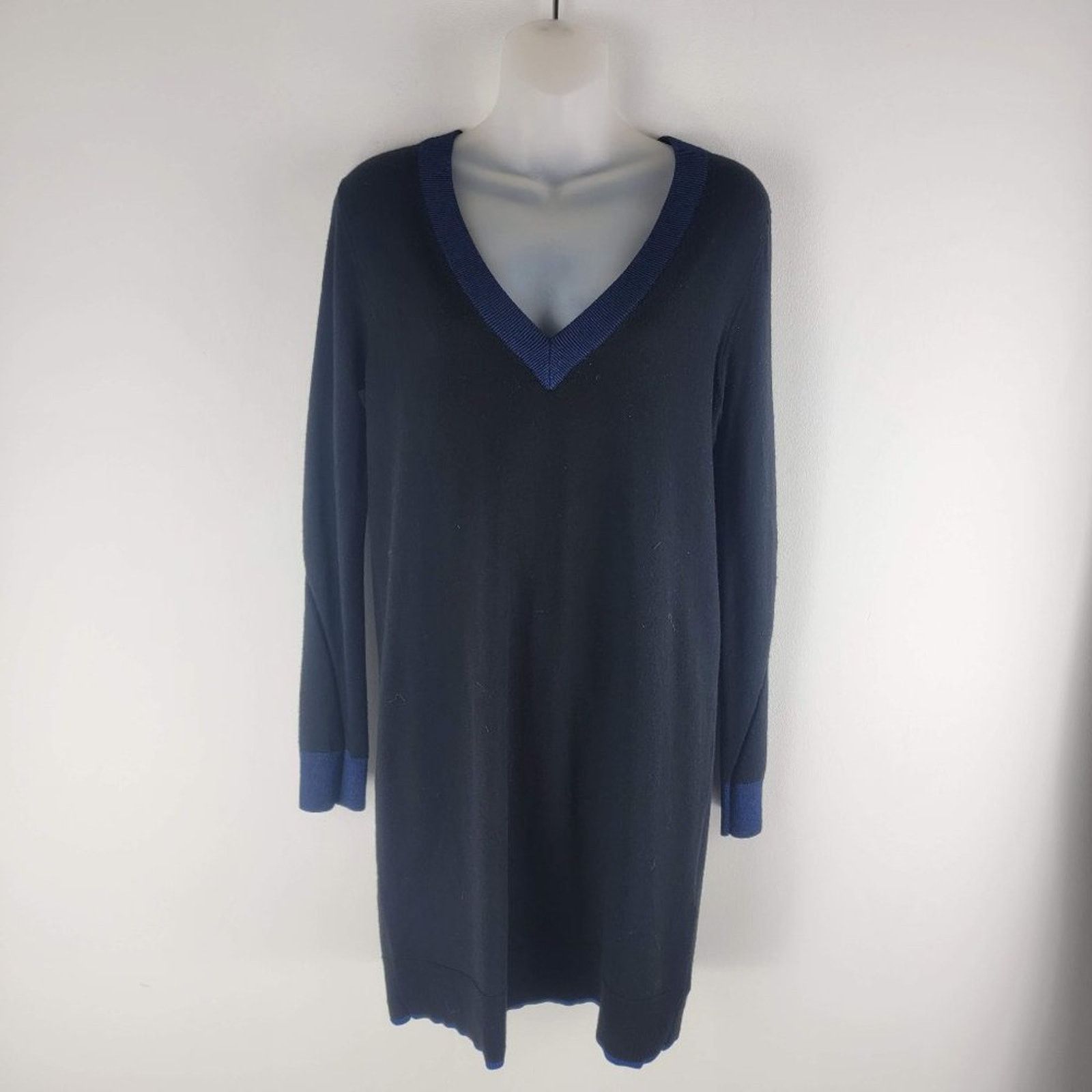Rag & Bone Rag & Bone Kendra V-neck Merino Sweater Dress Black XS Size XS / US 0-2 / IT 36-38 - 2 Thumbnail