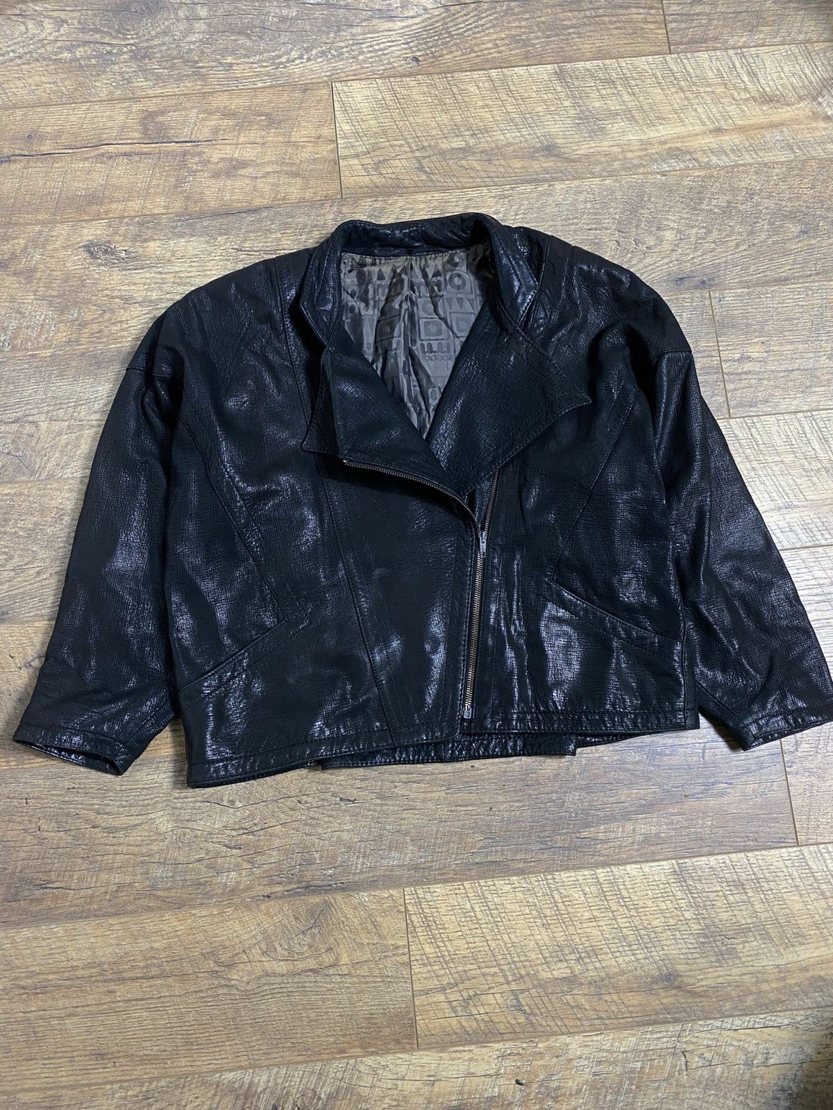 Vintage Italian Designer Vintage Black Textured Leather Moto Jacket Size M / US 6-8 / IT 42-44 - 1 Thumbnail