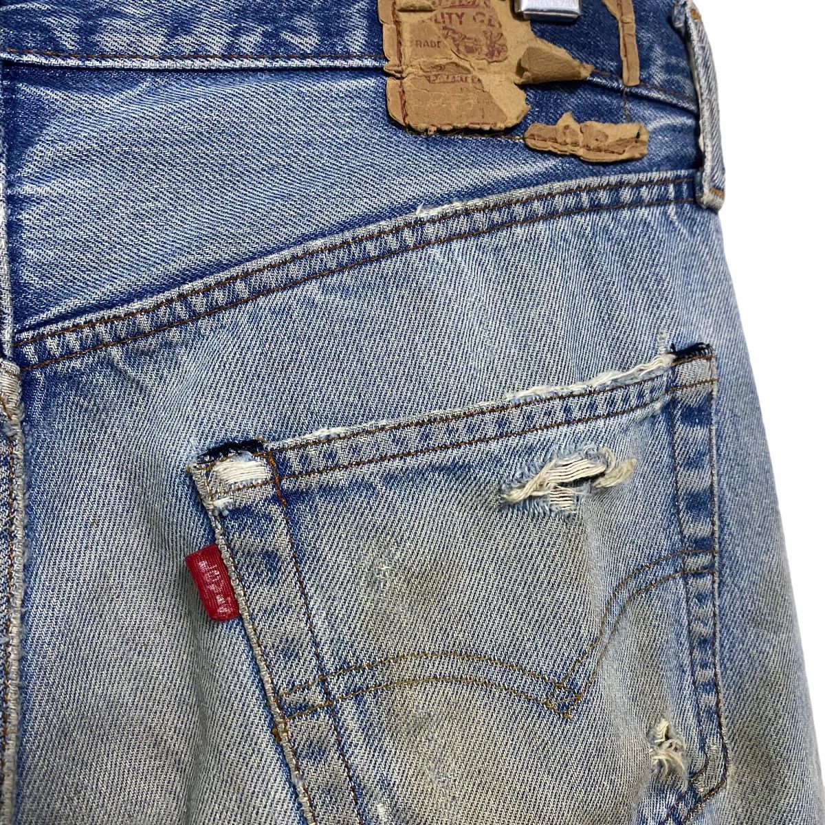 Levi's Vintage 80s Levis 501 Redline Thrashed Selvedge Jeans Size US 31 - 13 Thumbnail