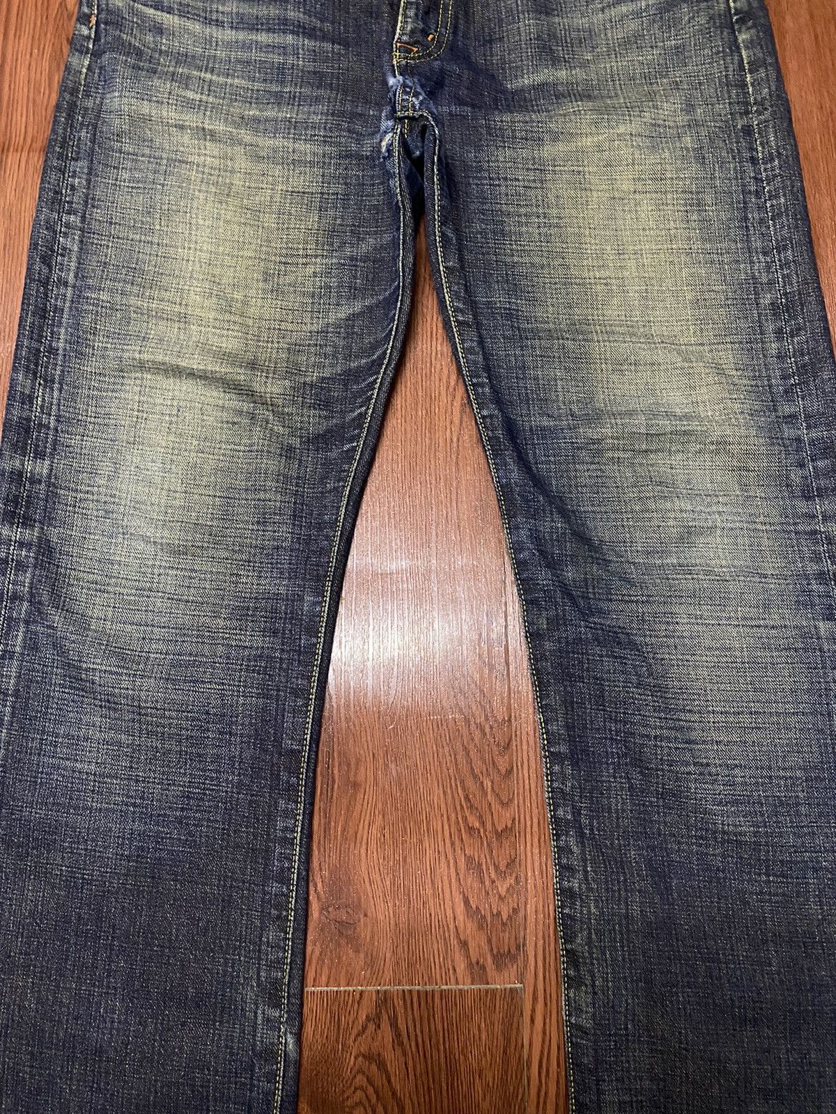 Japanese Brand Vintage Japanese Brand Blues Faded Loose Denim Jeans Size US 33 - 4 Thumbnail