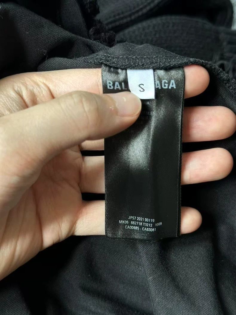 Balenciaga Balenciaga Distressed Coca-Cola Hooded Sweatshirt Size US S / EU 44-46 / 1 - 3 Thumbnail