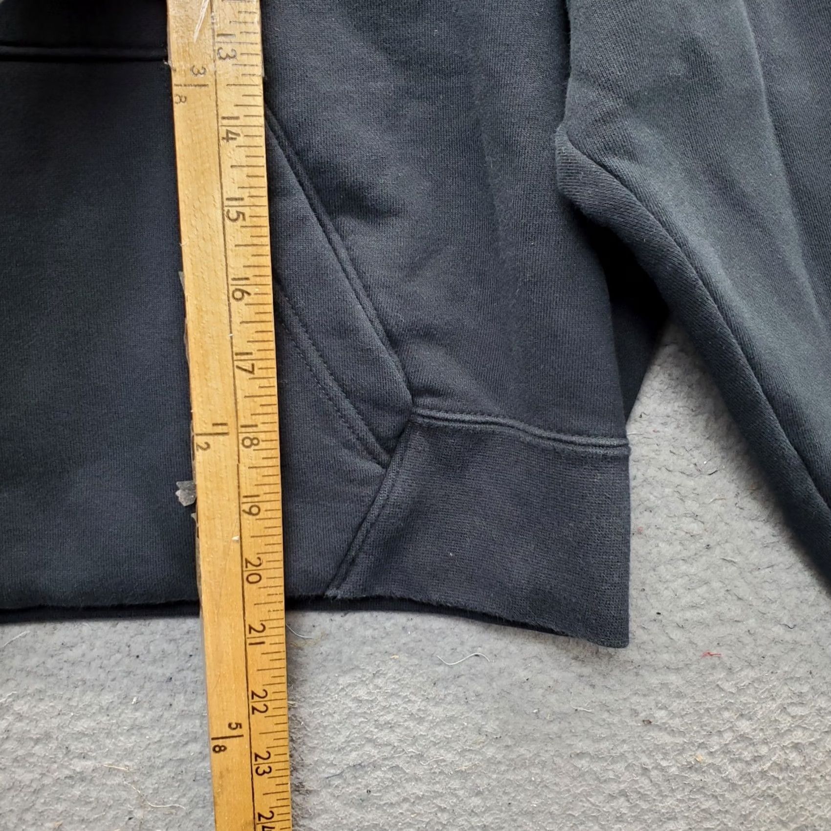 Jordan Brand Jordan Hoodie Unisex M Black Loose Fit Fleece Lined Drawstring Pullover Shirt Mens Size US M / EU 48-50 / 2 - 3 Thumbnail