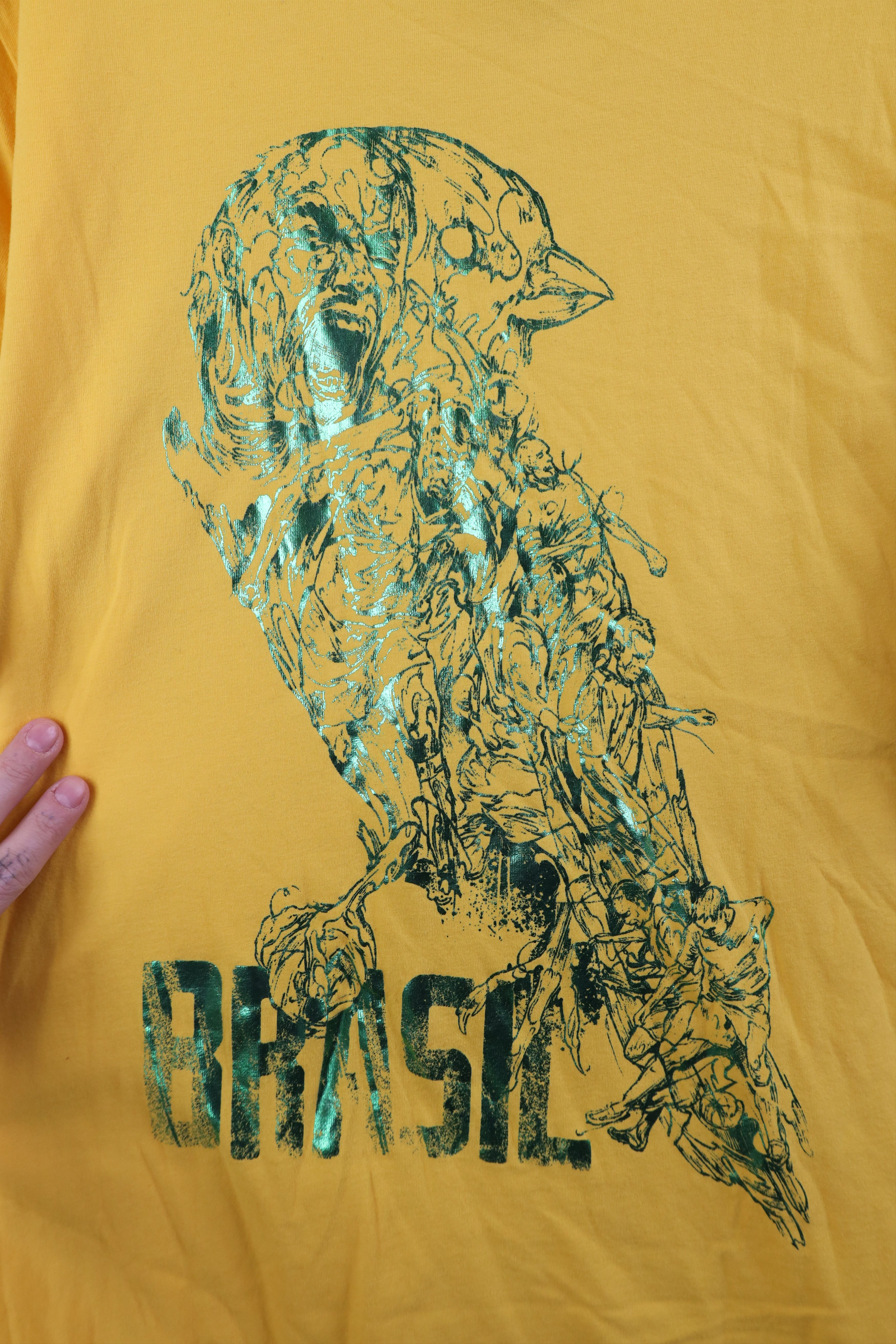 Nike Nike Metallic Foil Brasil Brazil World Cup Soccer T-Shirt Size US L / EU 52-54 / 3 - 5 Thumbnail