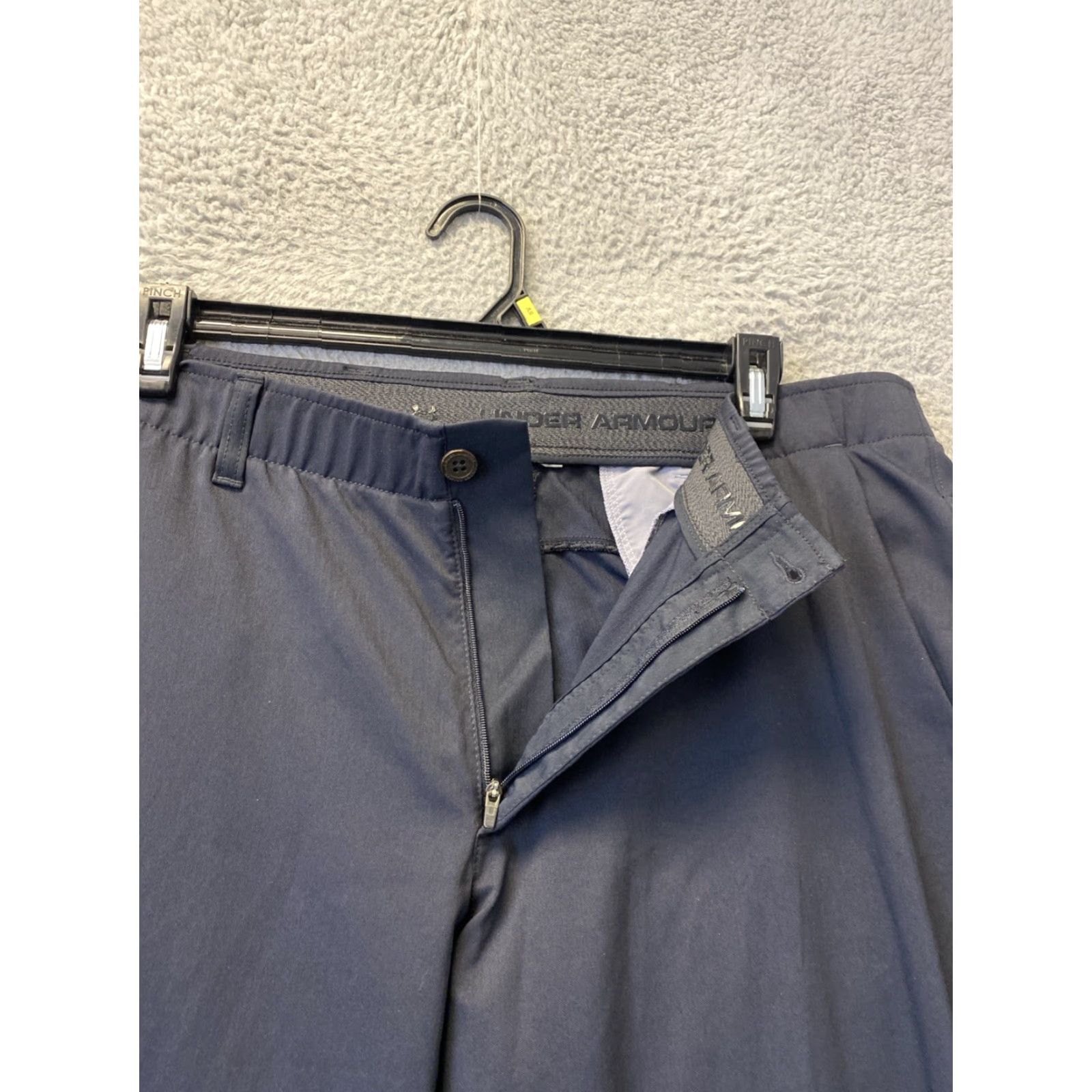 Under Armour Under Armour Pants Mens 40x32 Black Performance Chino Golf Stretch Wrinkle Resistant Lightweight Windproof Flat Front Logo 40in Inseam Mens Size US 40 / EU 56 - 3 Thumbnail