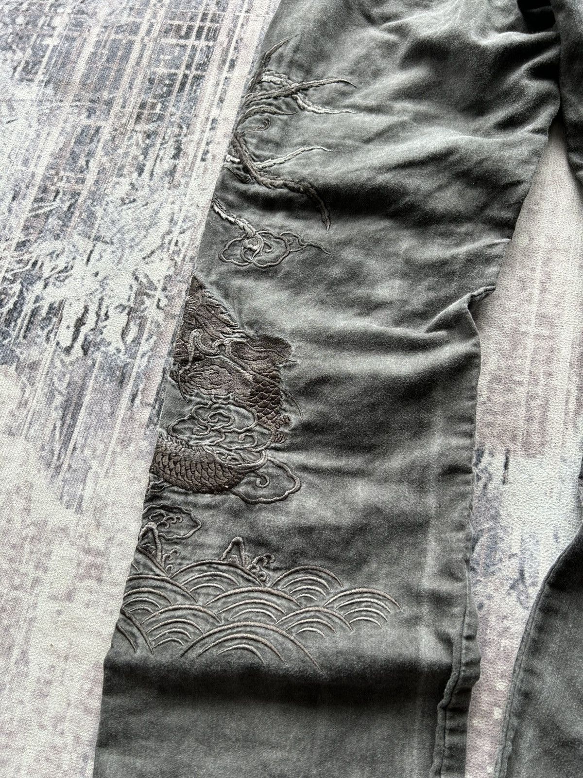 5351 POUR LES HOMMES 5351 Pour Hommes Embroidery Dragon Pants Size US 30 / EU 46 - 7 Thumbnail