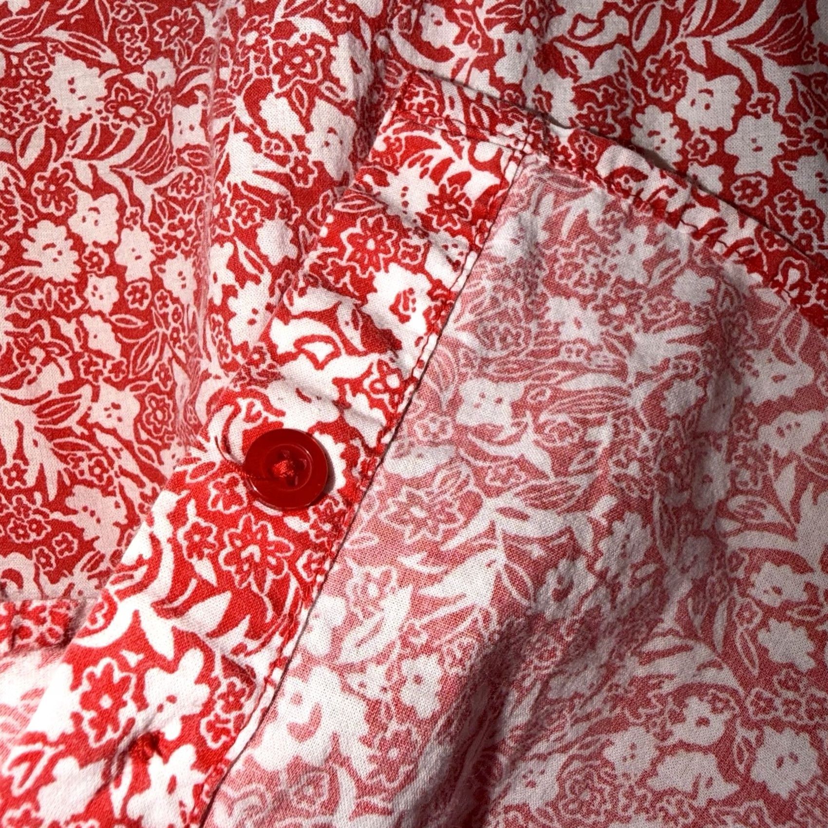 Vintage Woman Within Red Floral Short Sleeve Button Down Shirt 1X 22/24 Womens Blouse Casual Spring Summer Floral Pattern Pockets Button-Front Size XL / US 12-14 / IT 48-50 - 4 Thumbnail